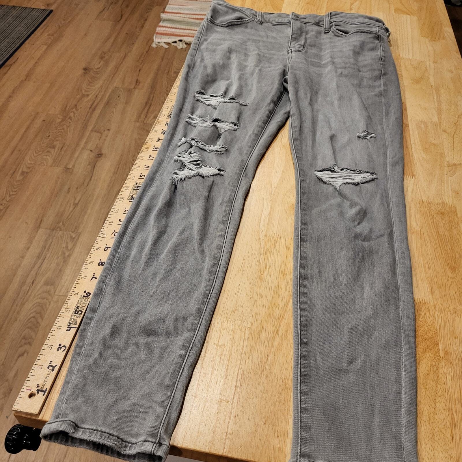 American Eagle Gray High Rise Jeggings 12 Long Distressed 41" Long 