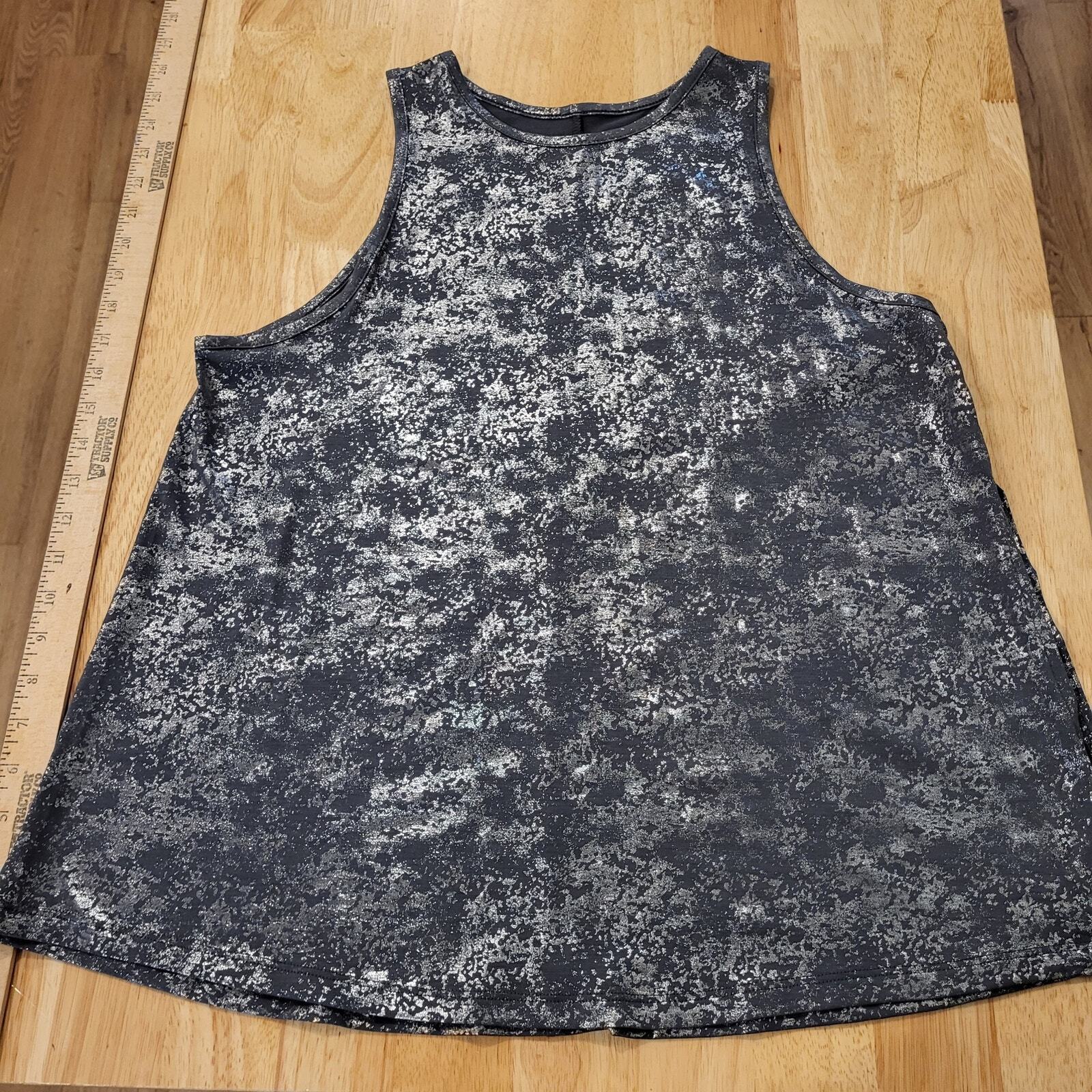 Gunmetal Gray Silver Metallic Knit All In Motion Tank Medium