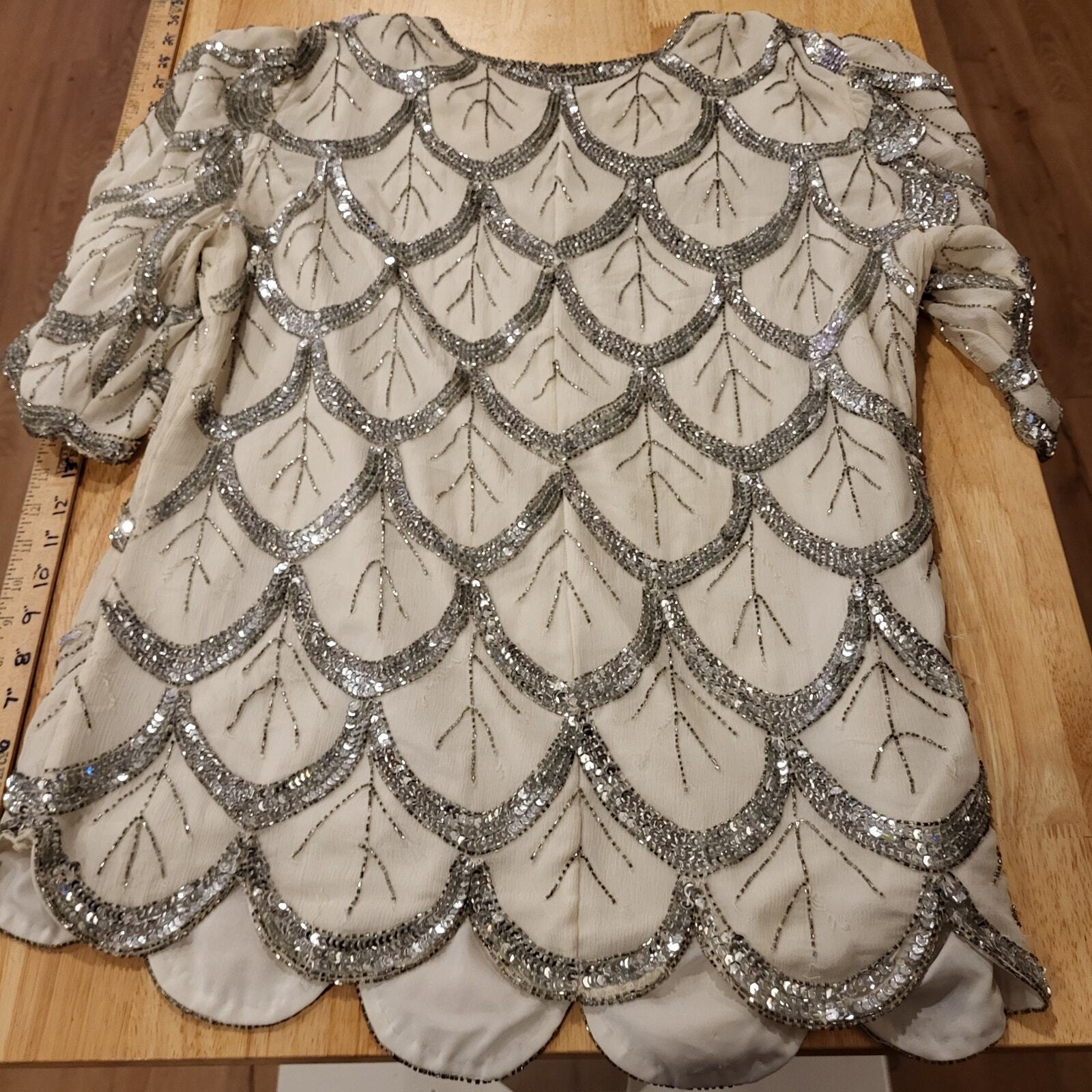 Vintage silk sequin fishtail Short Sleeve Scalloped sleeve Blouse 80's