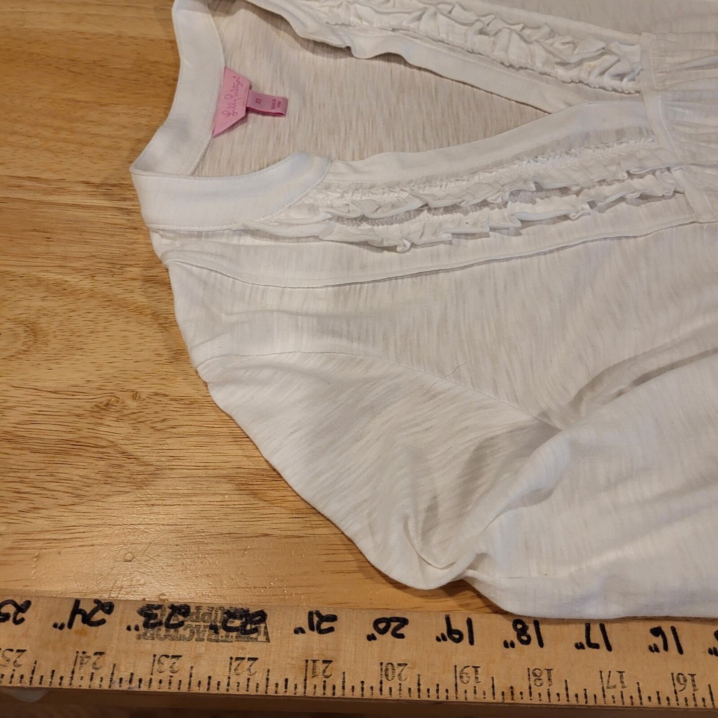 Lilly Pulitzer 3/4 Sleeve Ruffle Collar White Jersey Top XS 19" P2P