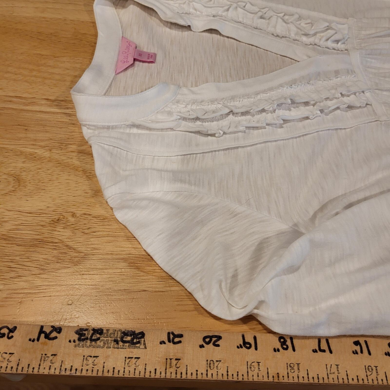 Lilly Pulitzer 3/4 Sleeve Ruffle Collar White Jersey Top XS 19" P2P