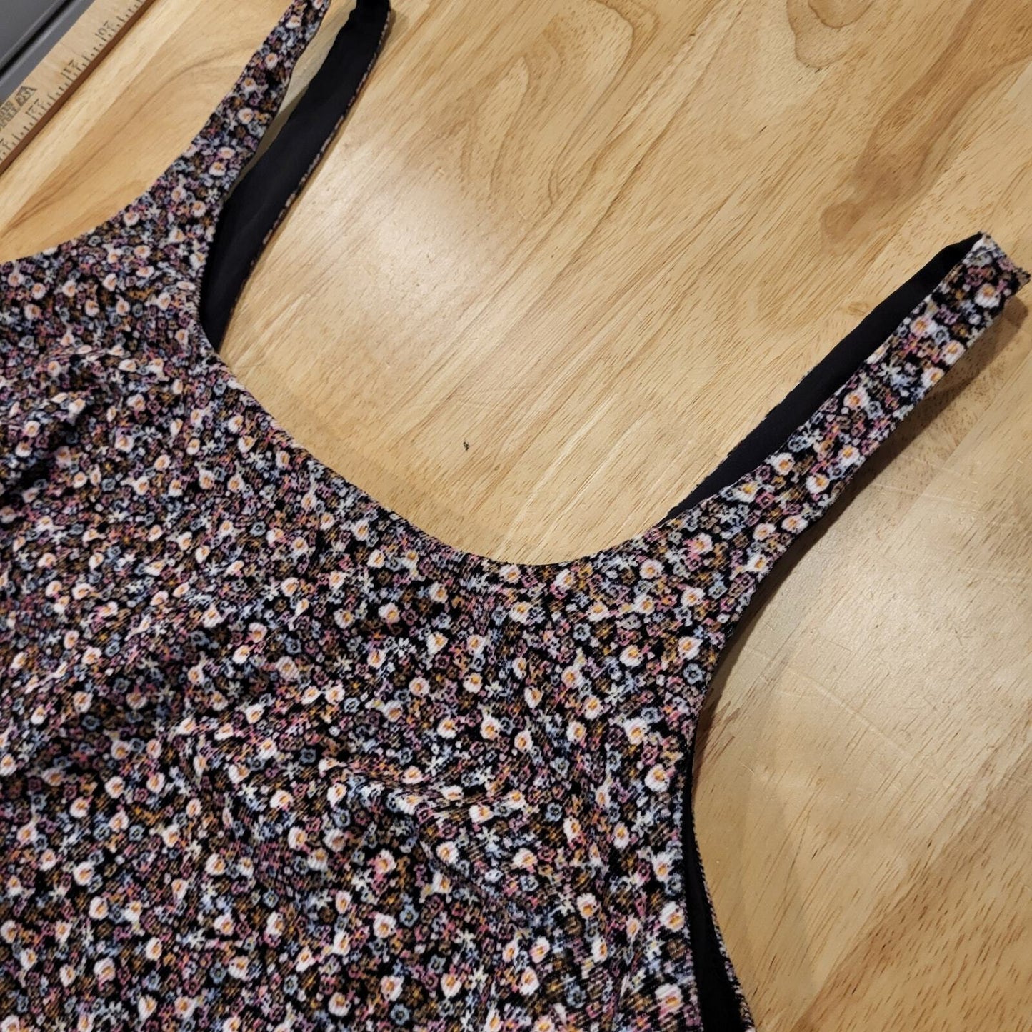Floral Corduroy sleeveless mini H&M Dress Black Background 90's