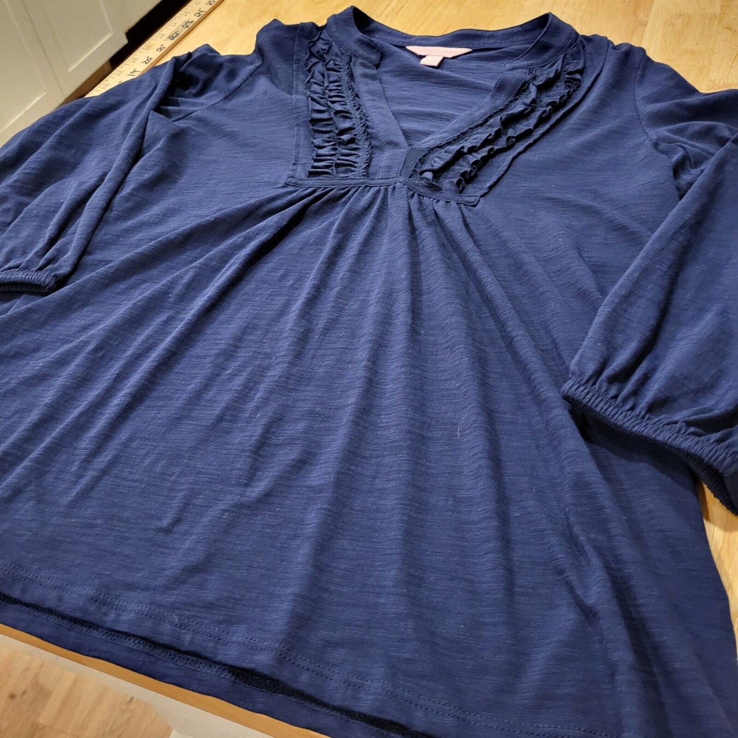 Lilly Pulitzer Navy Blue Long Sleeve Ruffle Front Size Small Jersey 