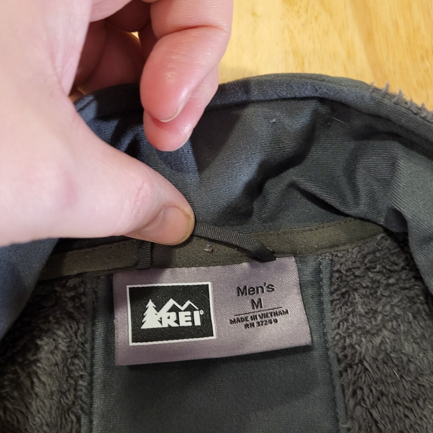 REI Gray Fleece Full Zip Nylon Sleeve Jacket Pockets Medium Toggle 22" P2P 25" L