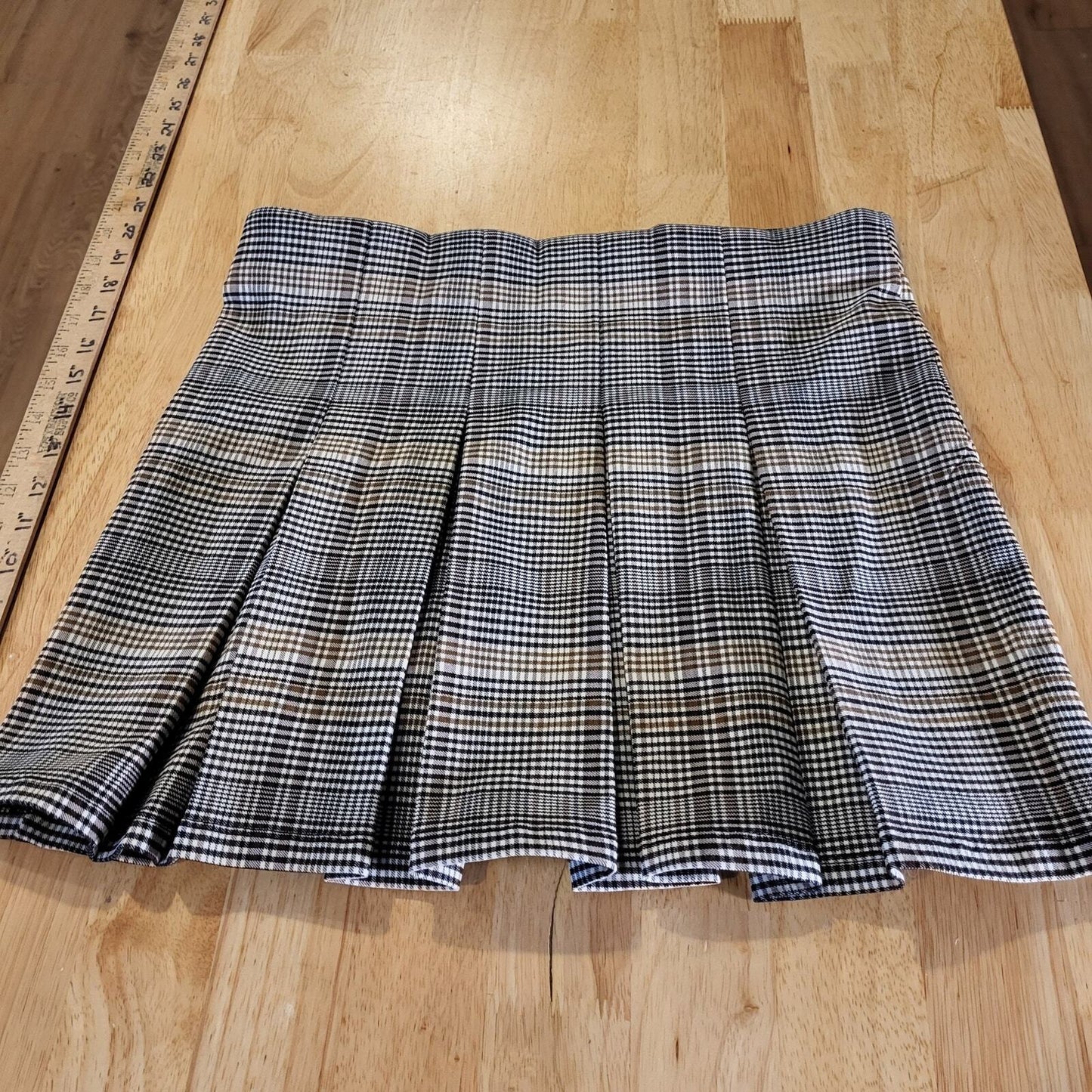 Shinestar Plaid Pleated Black & Brown Mini Skirt Large 20" Waist Elastic 