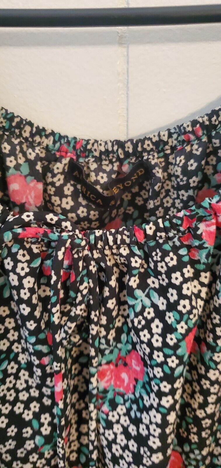 Floral dress Size Large Black & Pink Pom Pom Hem A-line Off The Shoulder Elastic