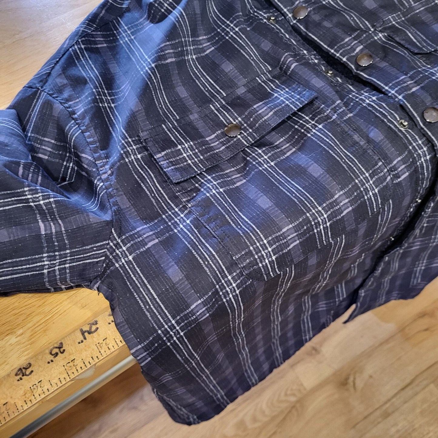 Blue Plaid Nylon Snap Button Collared Coat Fleece Lined Pockets 23" p2p 28" L