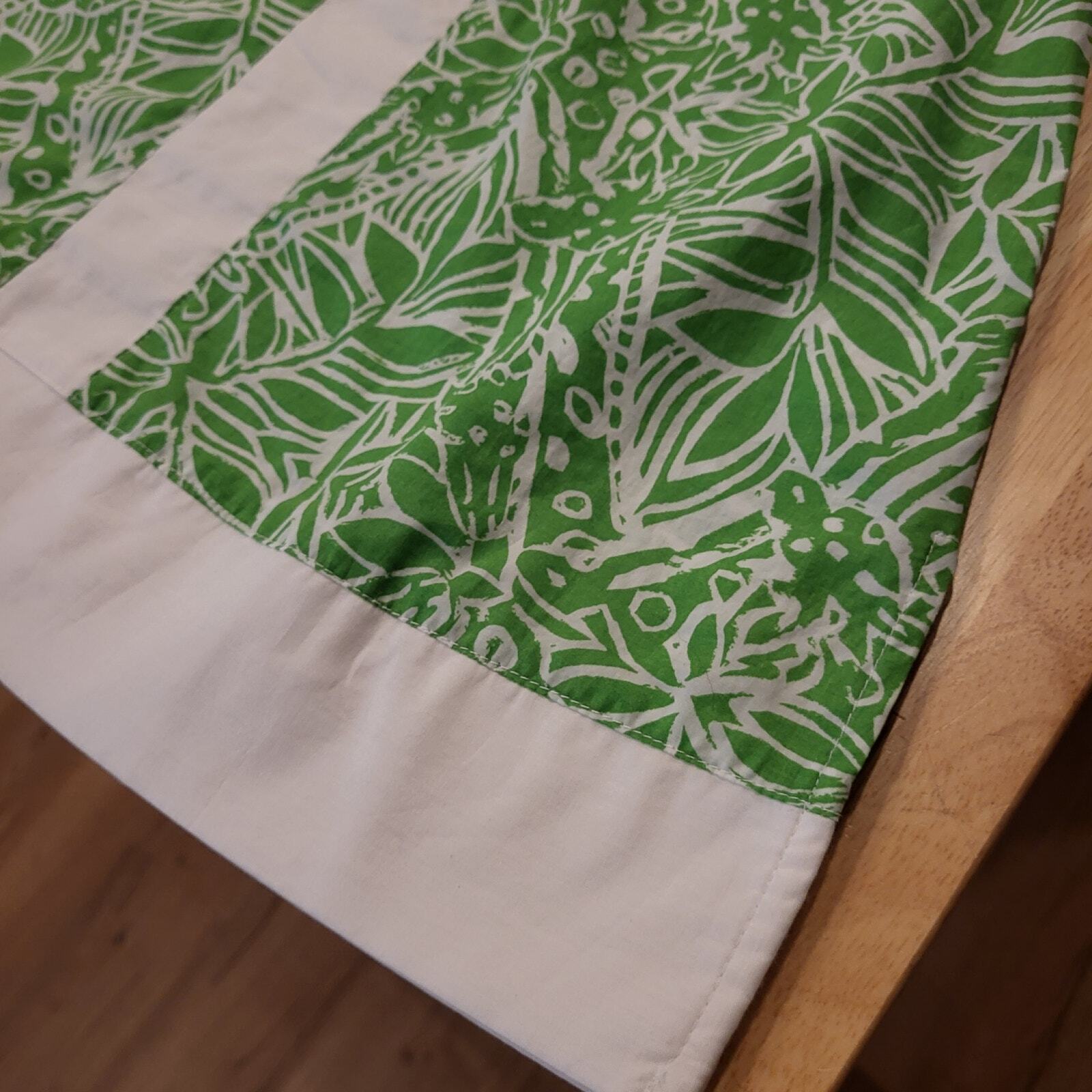 Lilly Pulitzer Green Botanical Print White Trim Baby Doll Top Cap Sleeve Trim XS