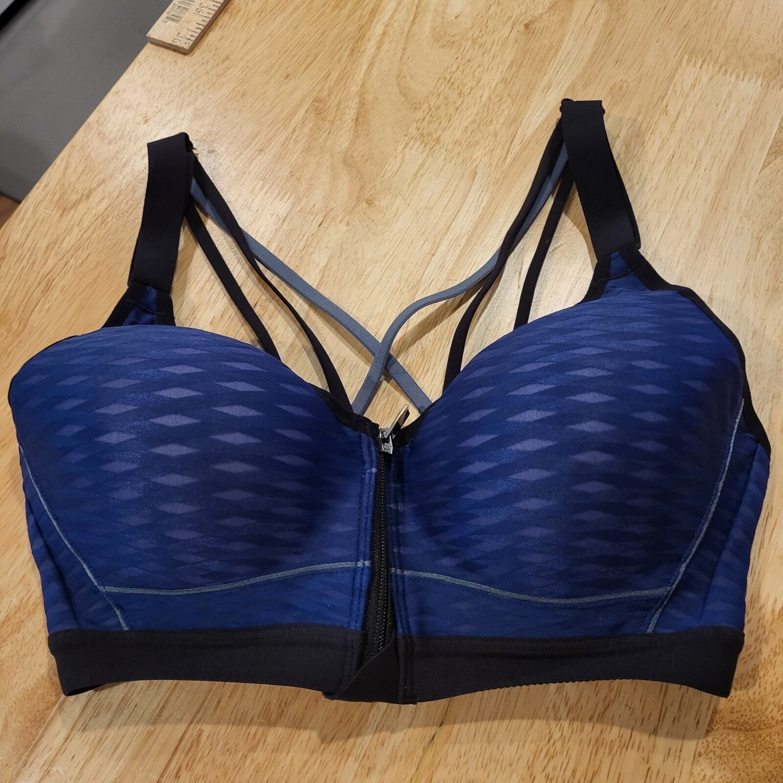 Victoria Sport 32C Blue Strappy Zip Front Bra 