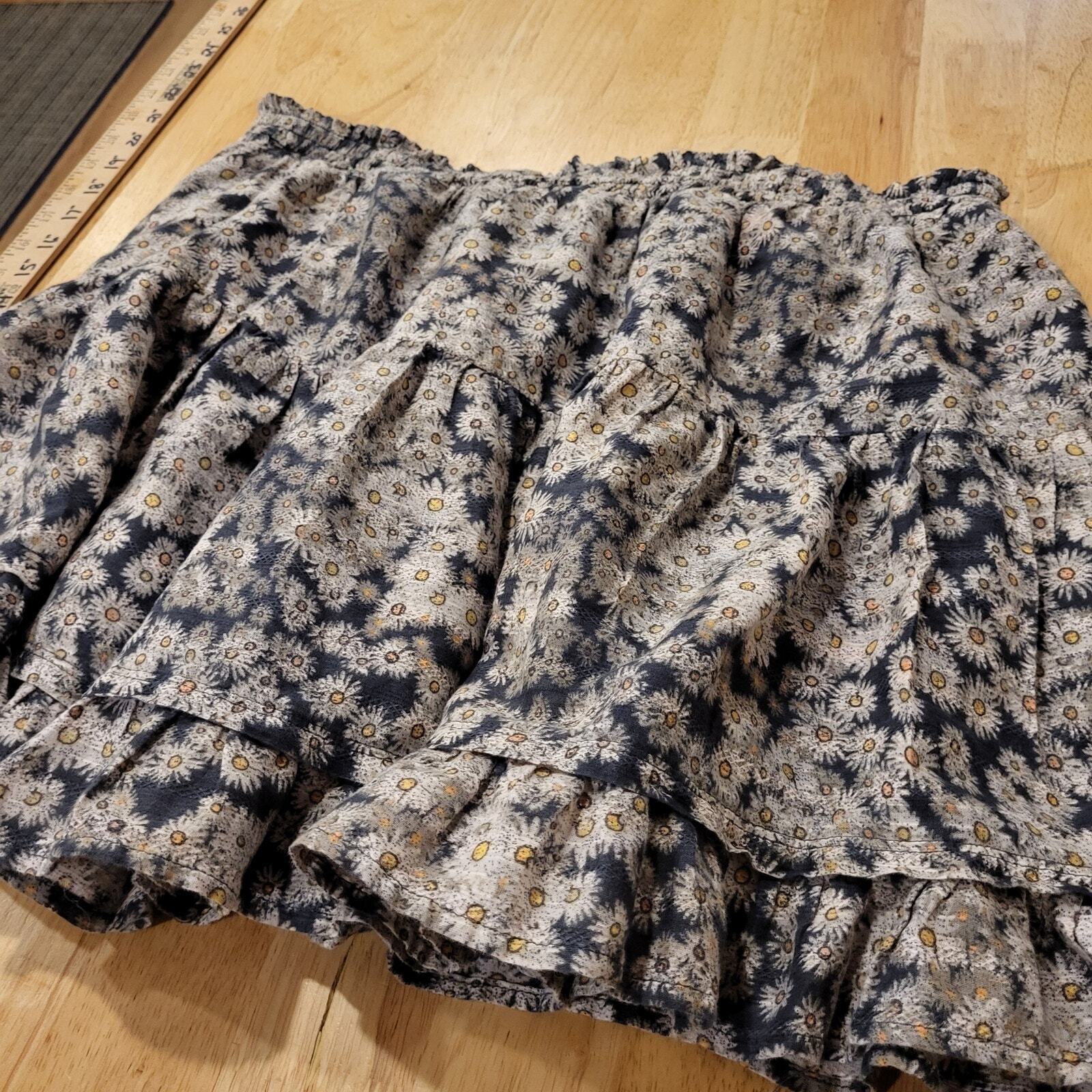 True craft Daisy print navy blue ruffle mini skirt elastic waist lined cotton