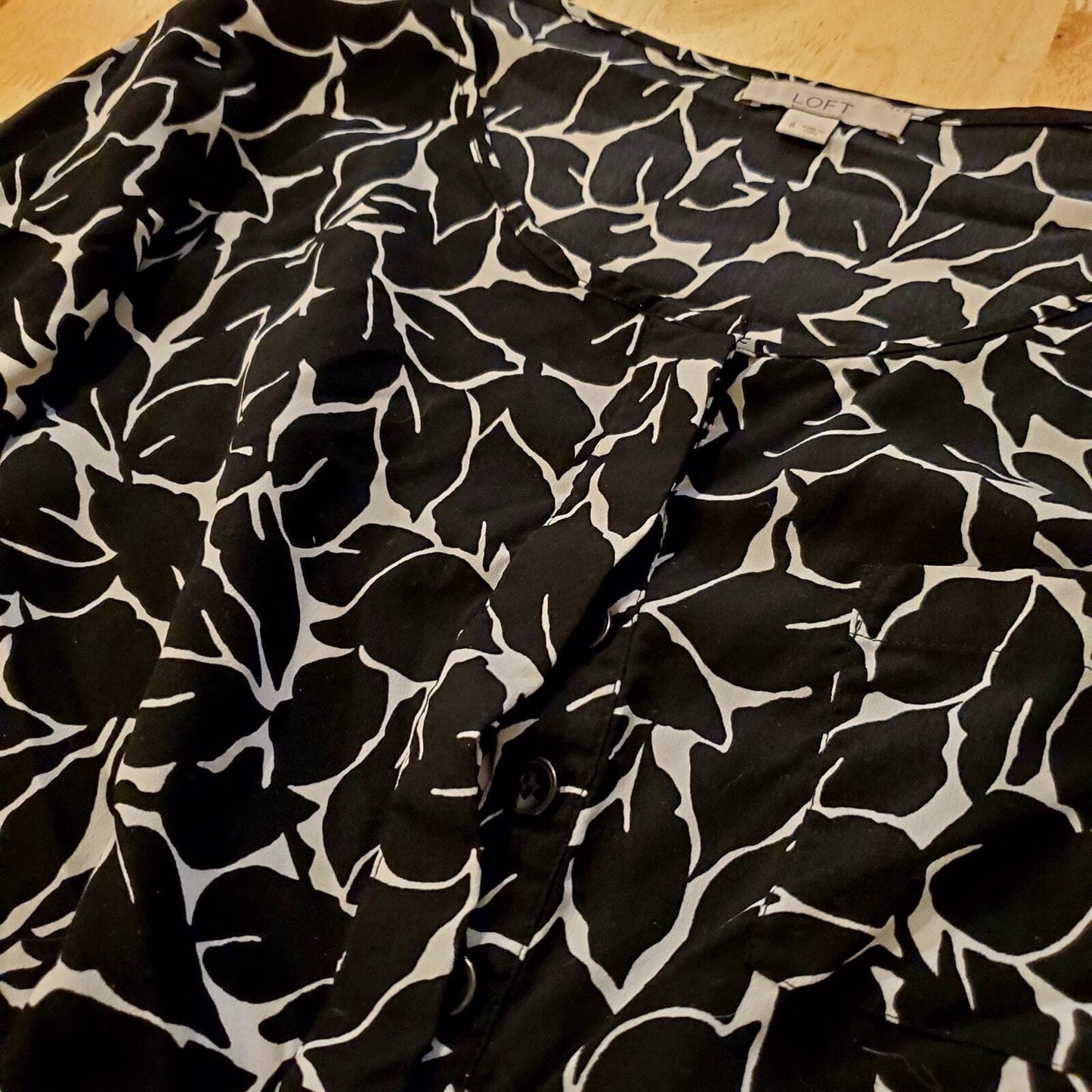 Ann Taylor Loft Black & White Abstract Romper Long Sleeve Shorts  Size 6 