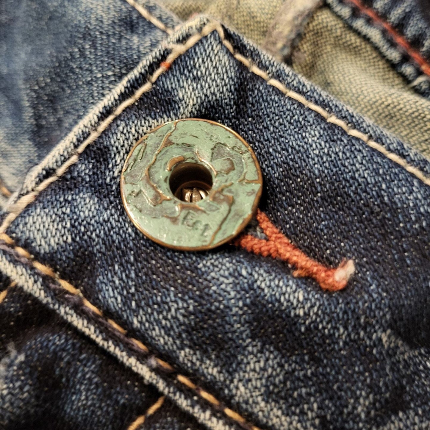 1921 Bootleg Flare Jeans Y2K 33" Inseam 12" Rise Stitch Pocket Detail