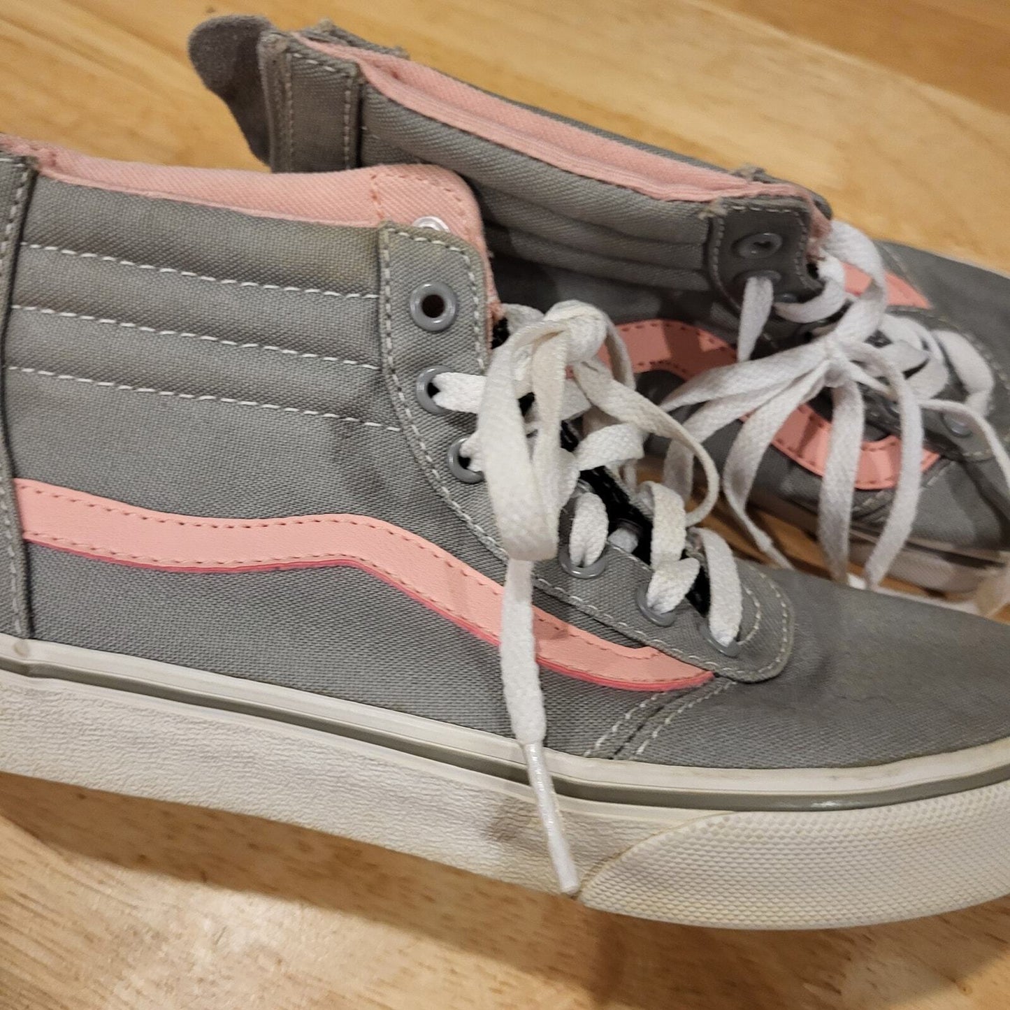 Girls Grey and Pink Vans Sk8 Hi Zip Back 13.5 Sneakers