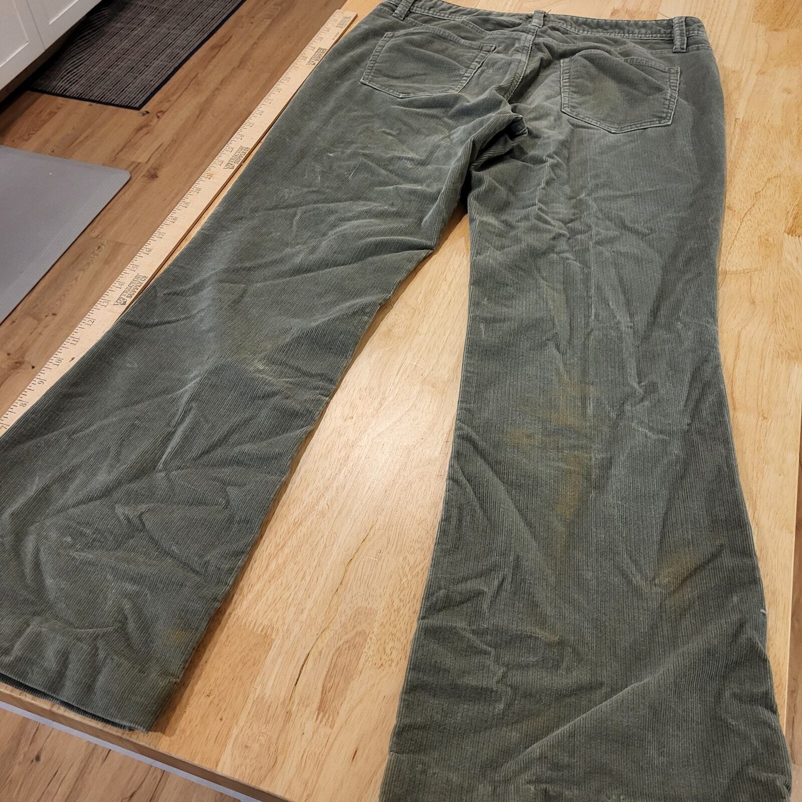 Eddie Bauer Cotton Blend Sage Green Corduroy Slacks 8 32" Waist Wide Leg