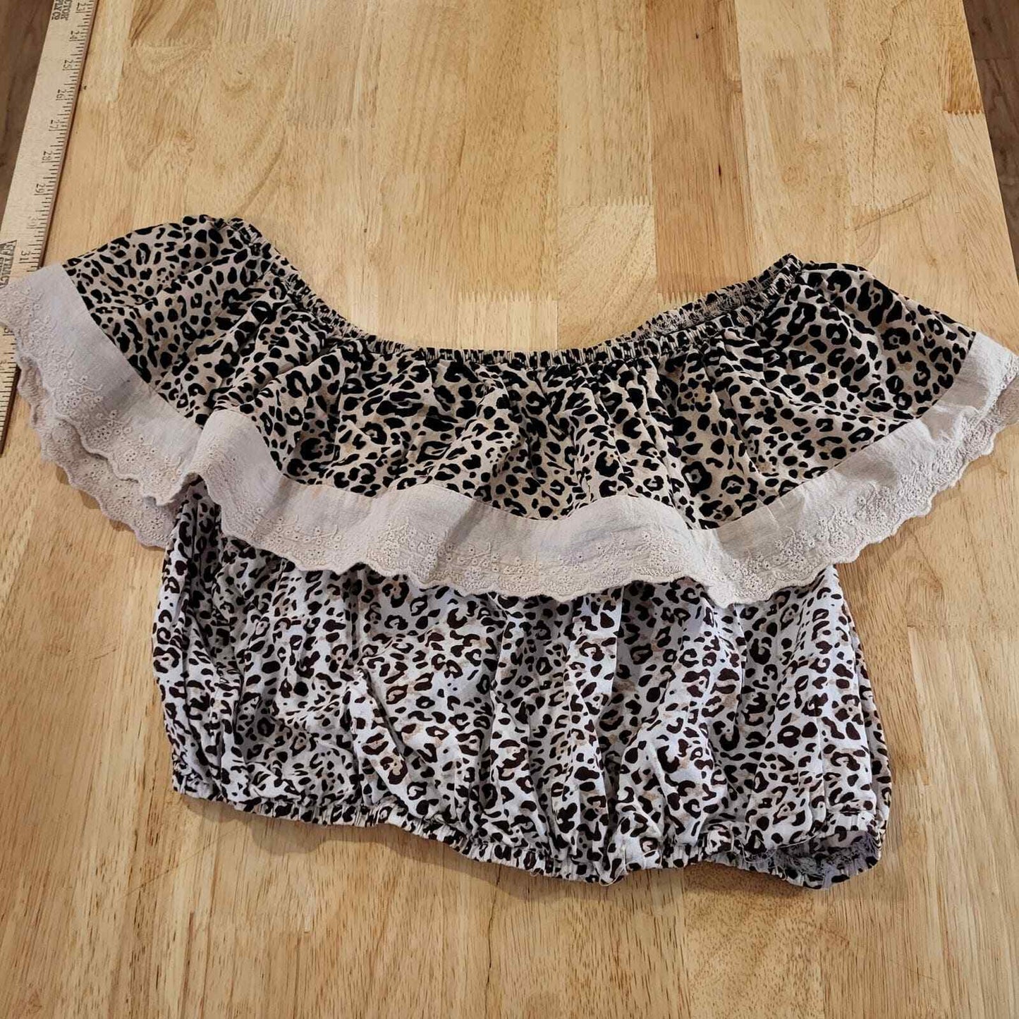 Cropped Bardot Ruffled Leopard Print Cotton Cropped Top