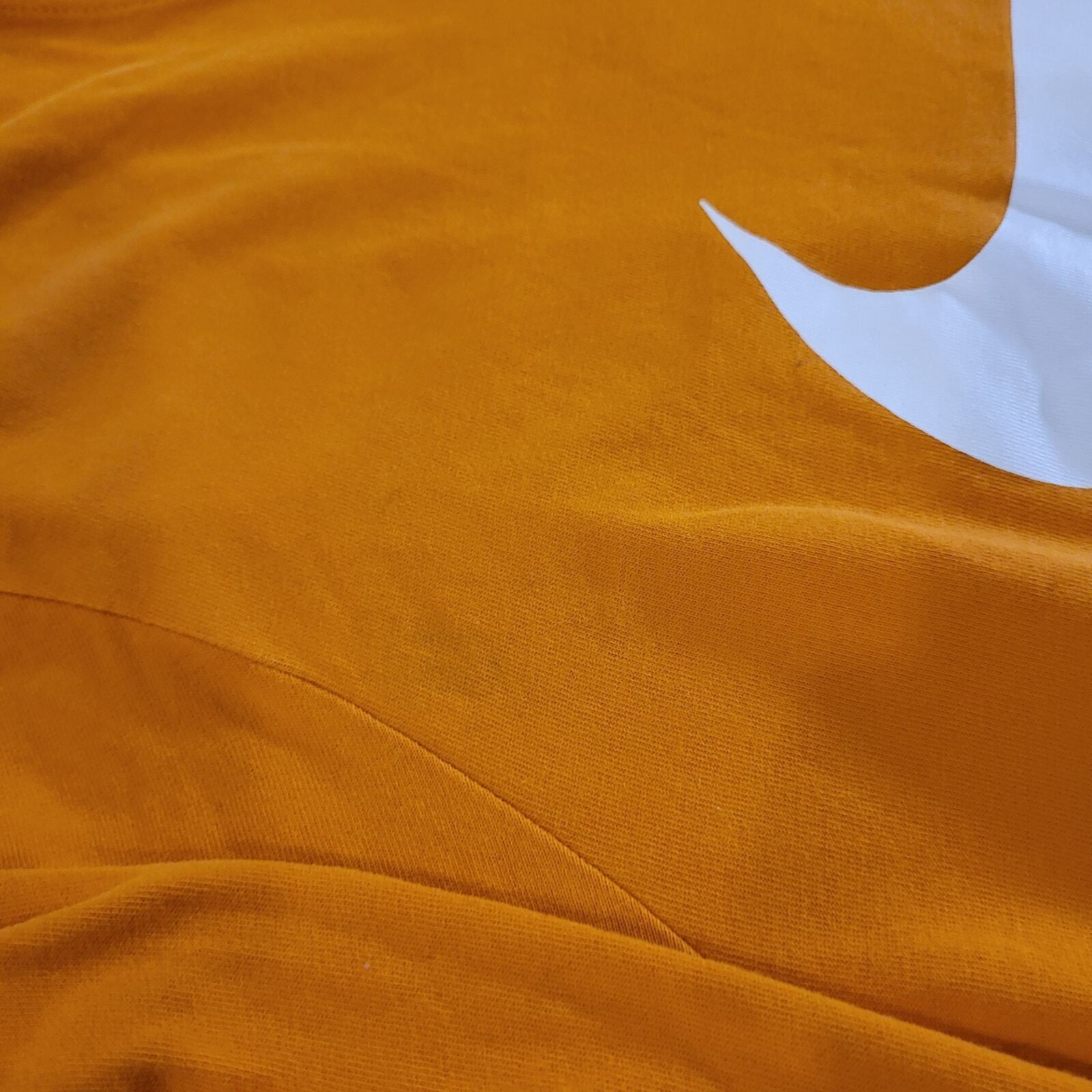 The Nike Tee Dry Fit Orange Long Sleeve Jersey T-shirt Large 21" Pit 2 Pit