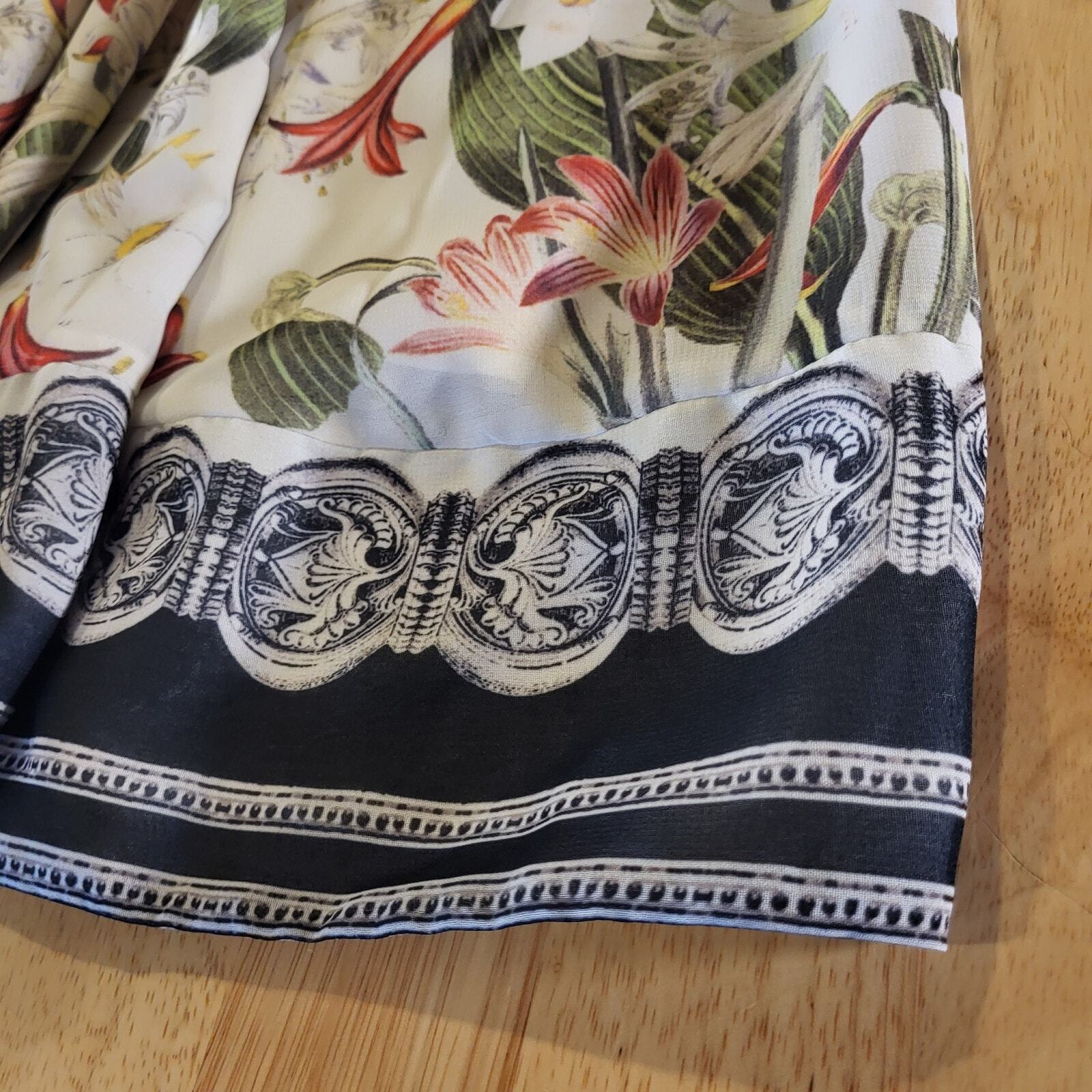 Soft Surroundings Floral Print Cream Circle Skirt Petite Small