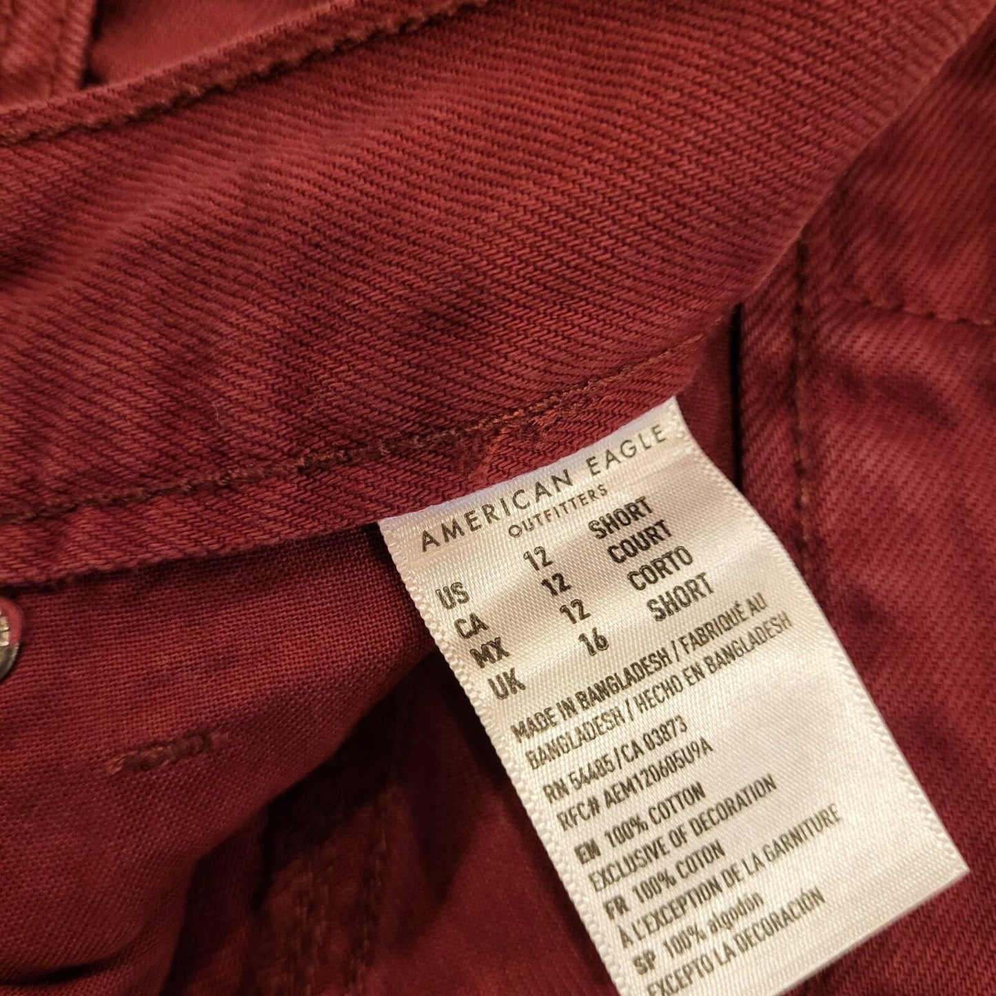 Maroon American Eagle Outfitters Mom Jeans Size 12 Short Distressed Knee Detail