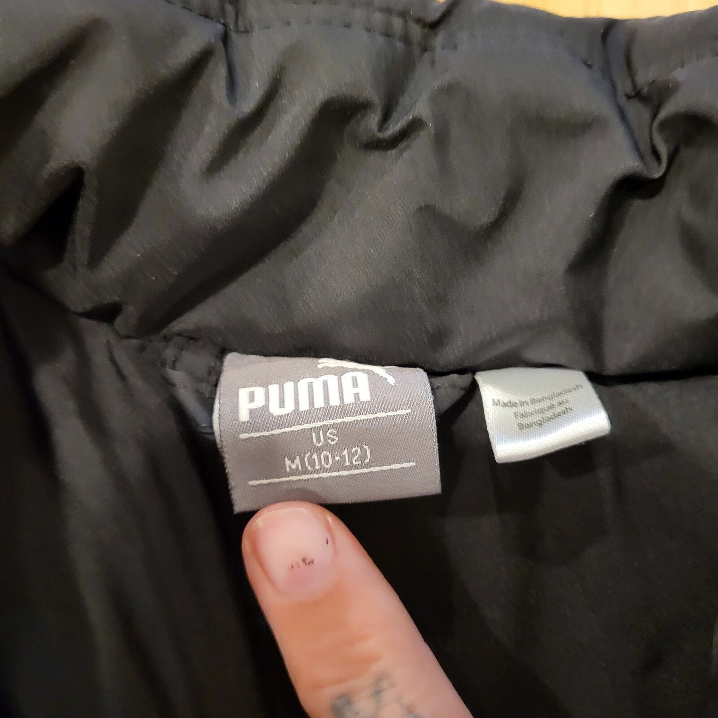 Kids 10/12 black Puma puffer vest red logo zip front