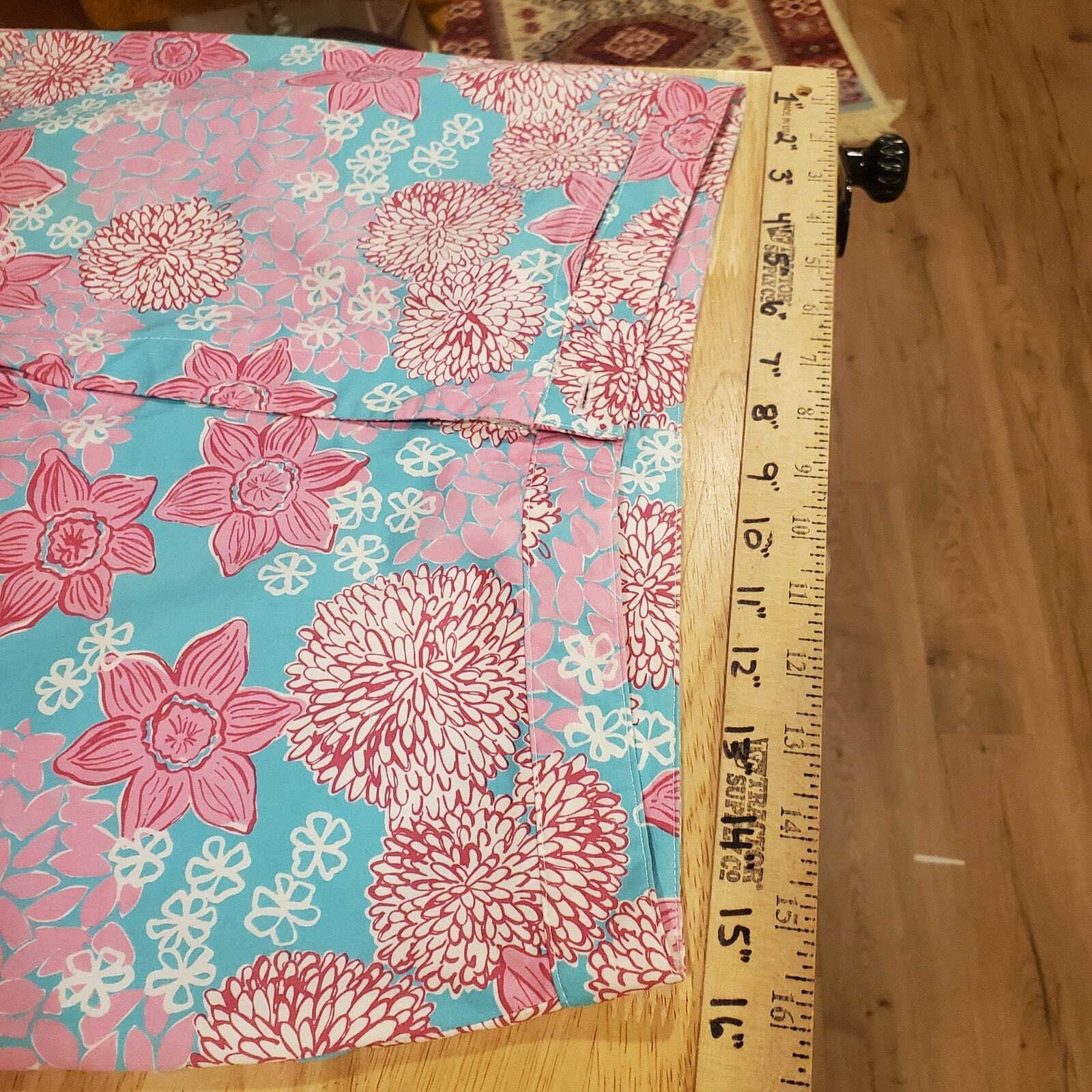 Lilly Pulitzer Pink & Blue Floral Print Woman's Size 6 Pants 32" Waist