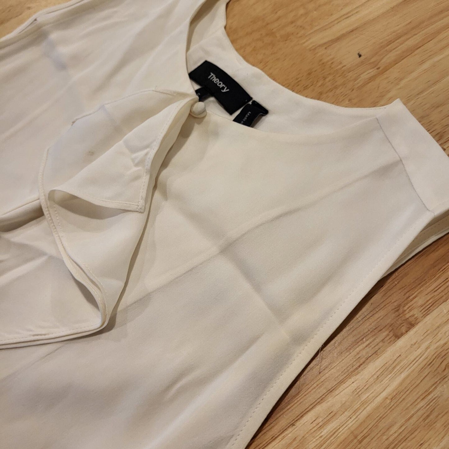 Theory 100% Silk Cream  Ruffle Sleeveless Blouse 