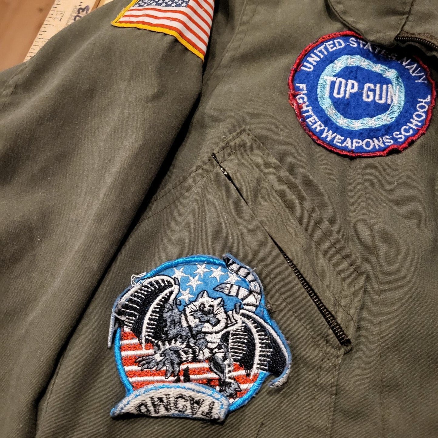 Top Gun Fighter Pilot Suit Patches Green Small 15" Waist 17" Shoulder