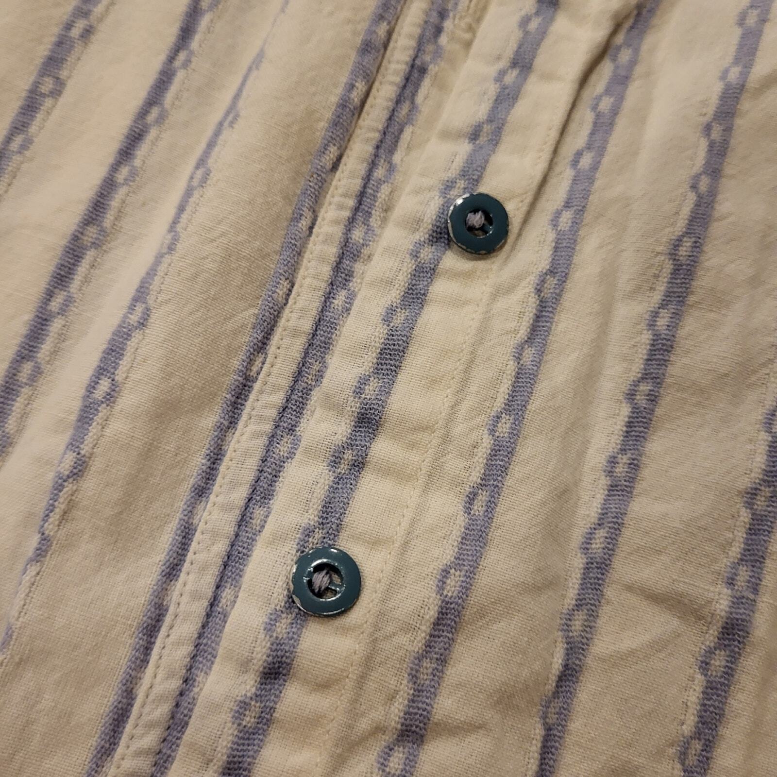 Vintage Blue & White Striped Details Button Down Collared 100% Cotton medium 