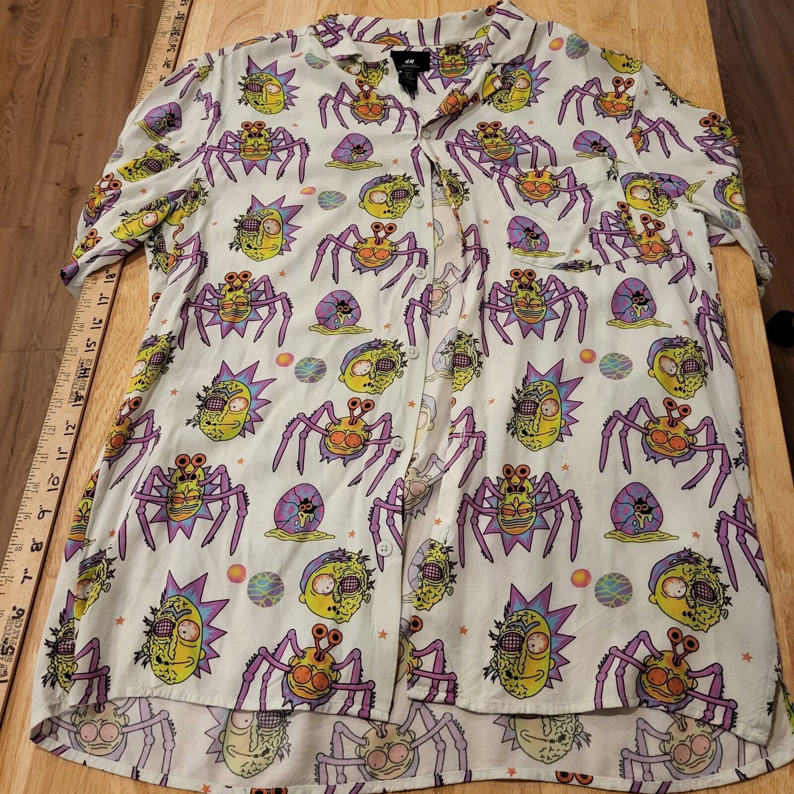 H&M Ricky & Morty White Colorful Rayon Button Down Short Sleeve Small