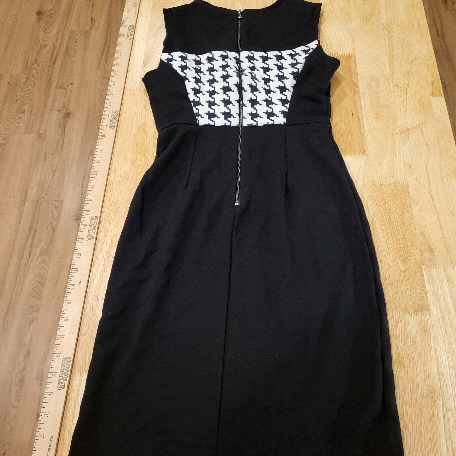 Kenneth Cole Size 0 Houndstooth Black Bodycon Knee Length Sleeveless Knit