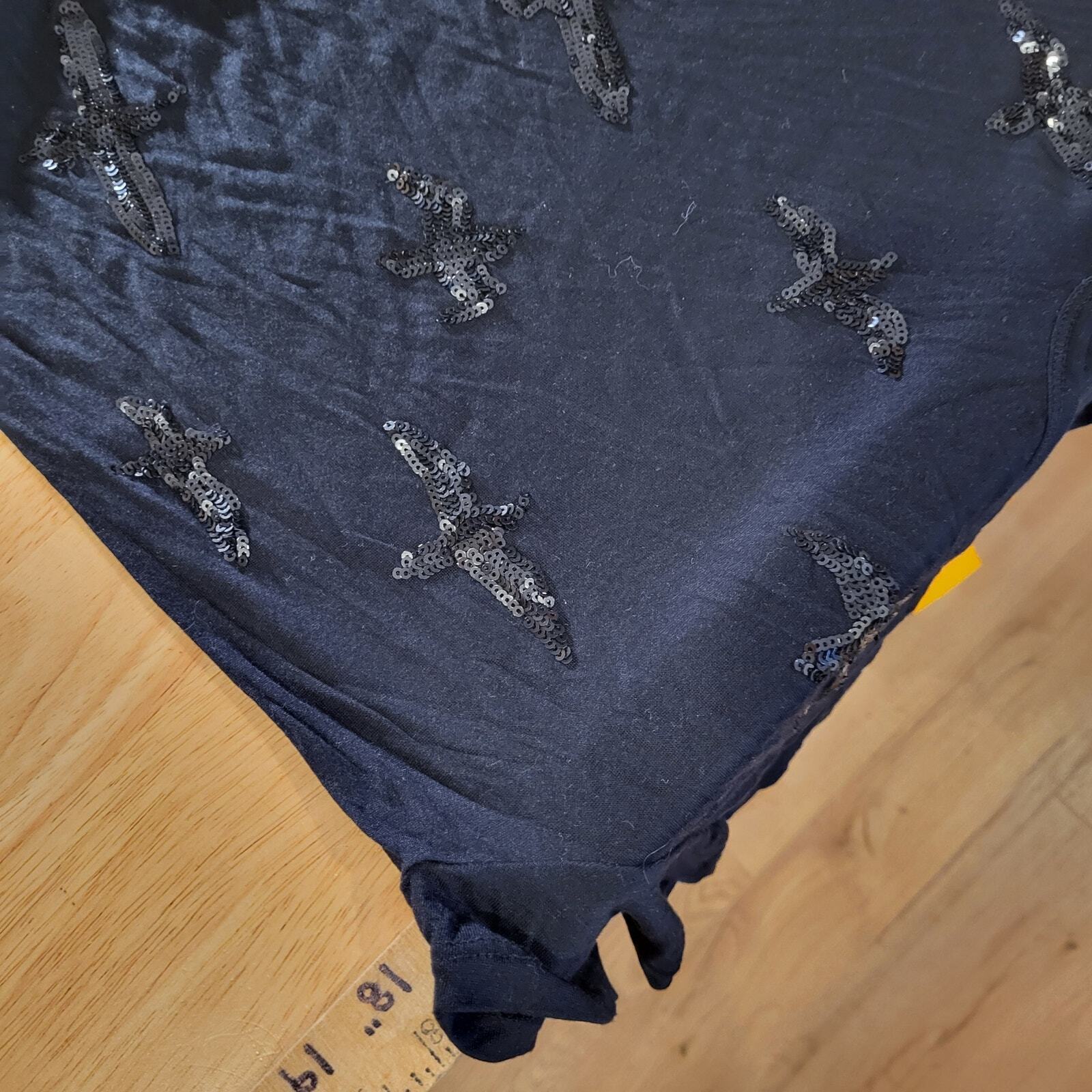 Tory Burch Black t-shirt Sequin Bird Embroidery XS 17" P2P 26" long 