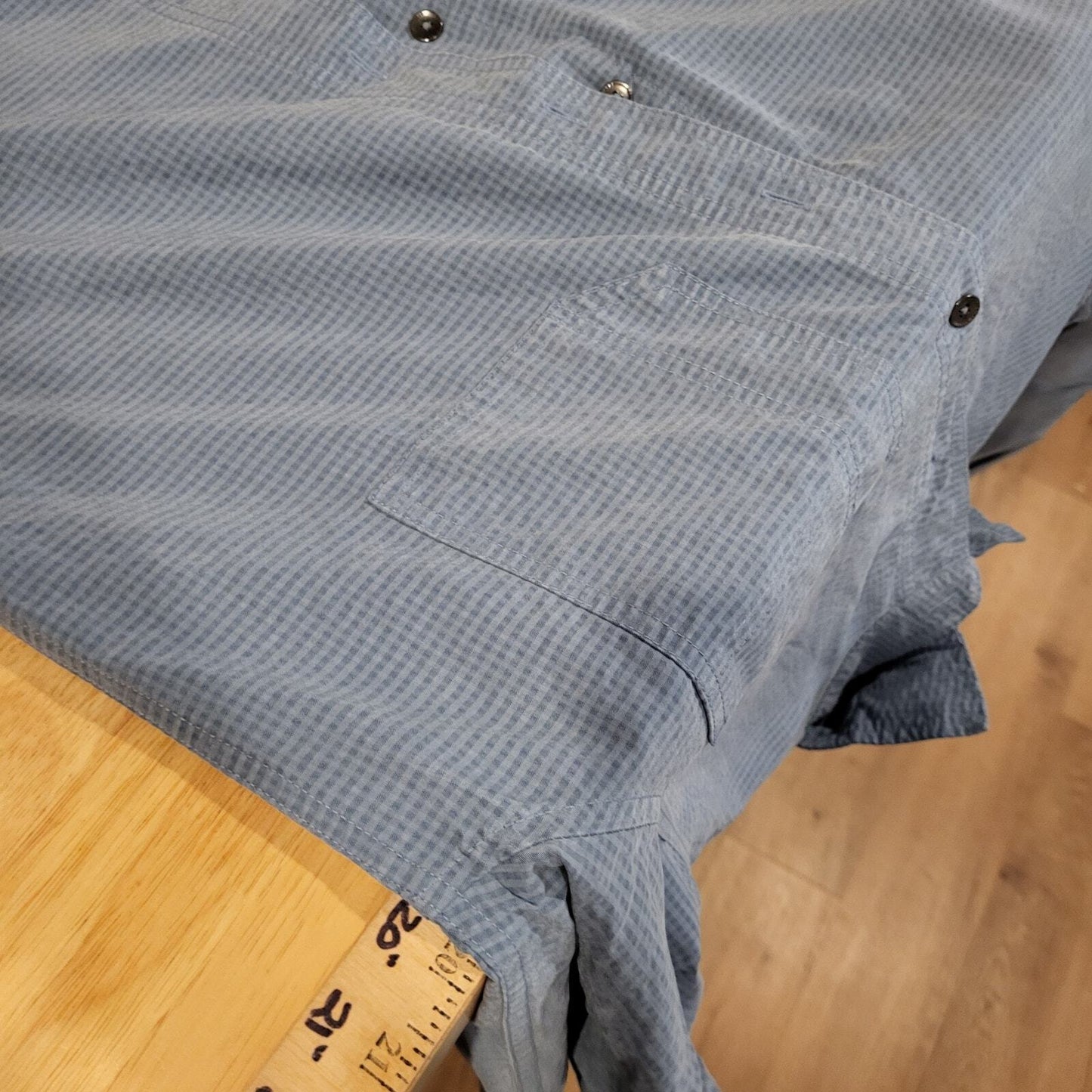 Royal Robbins Blue Short Sleeve Collared Button Down Woven Shirt Medium