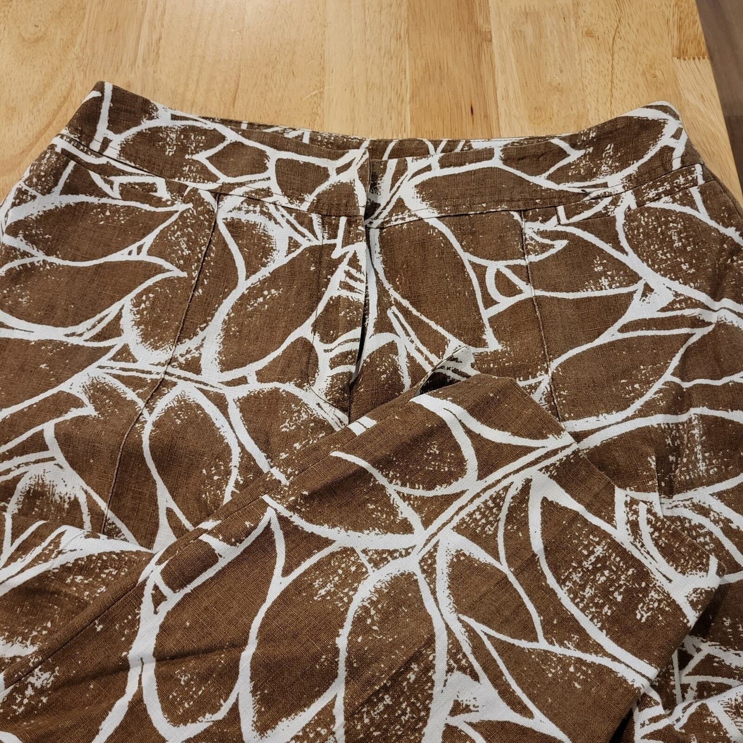 Rafaella 100% Linen Brown & White Cropped Pants