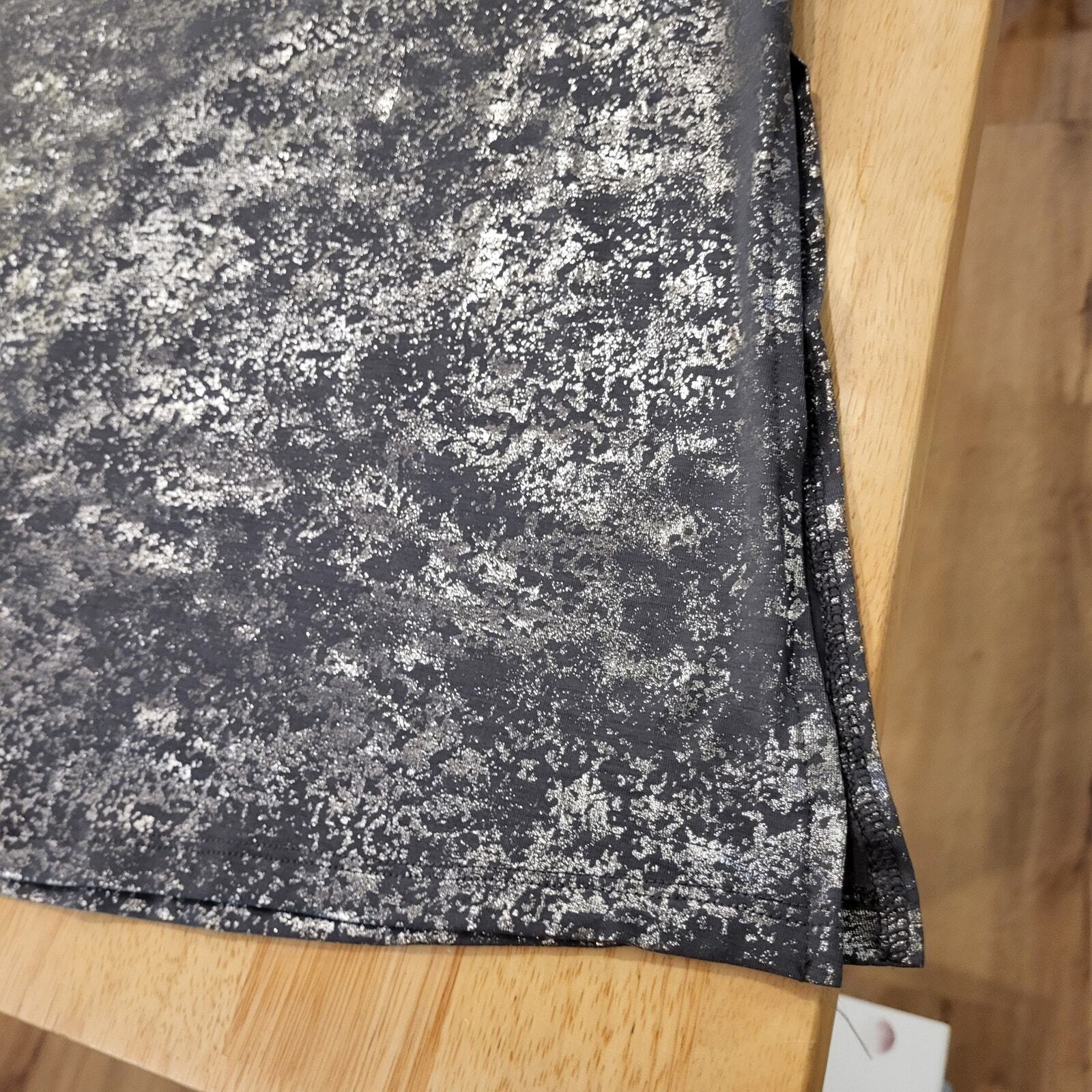 Gunmetal Gray Silver Metallic Knit All In Motion Tank Medium