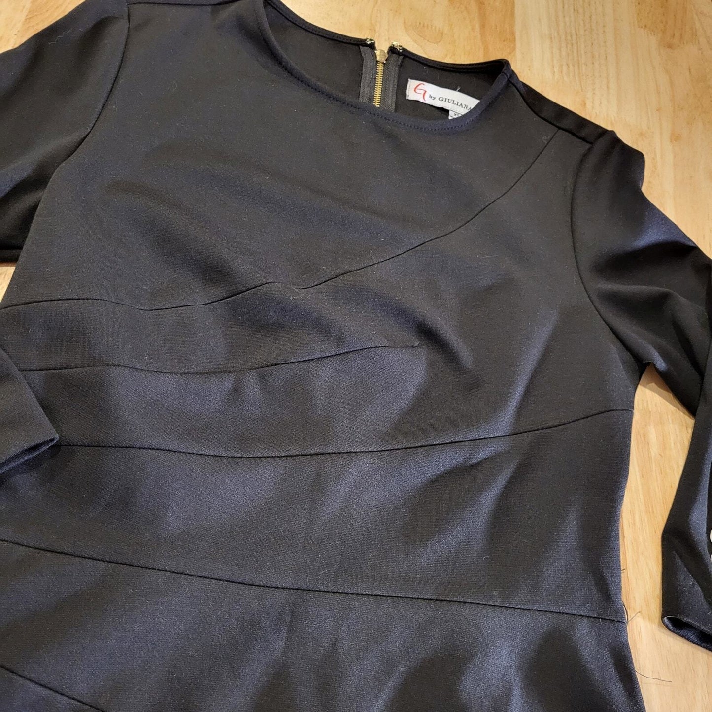 New With Tag Giuliana Rancic Black Knit Long Sleeve Gold Button Pencil 17" p2p