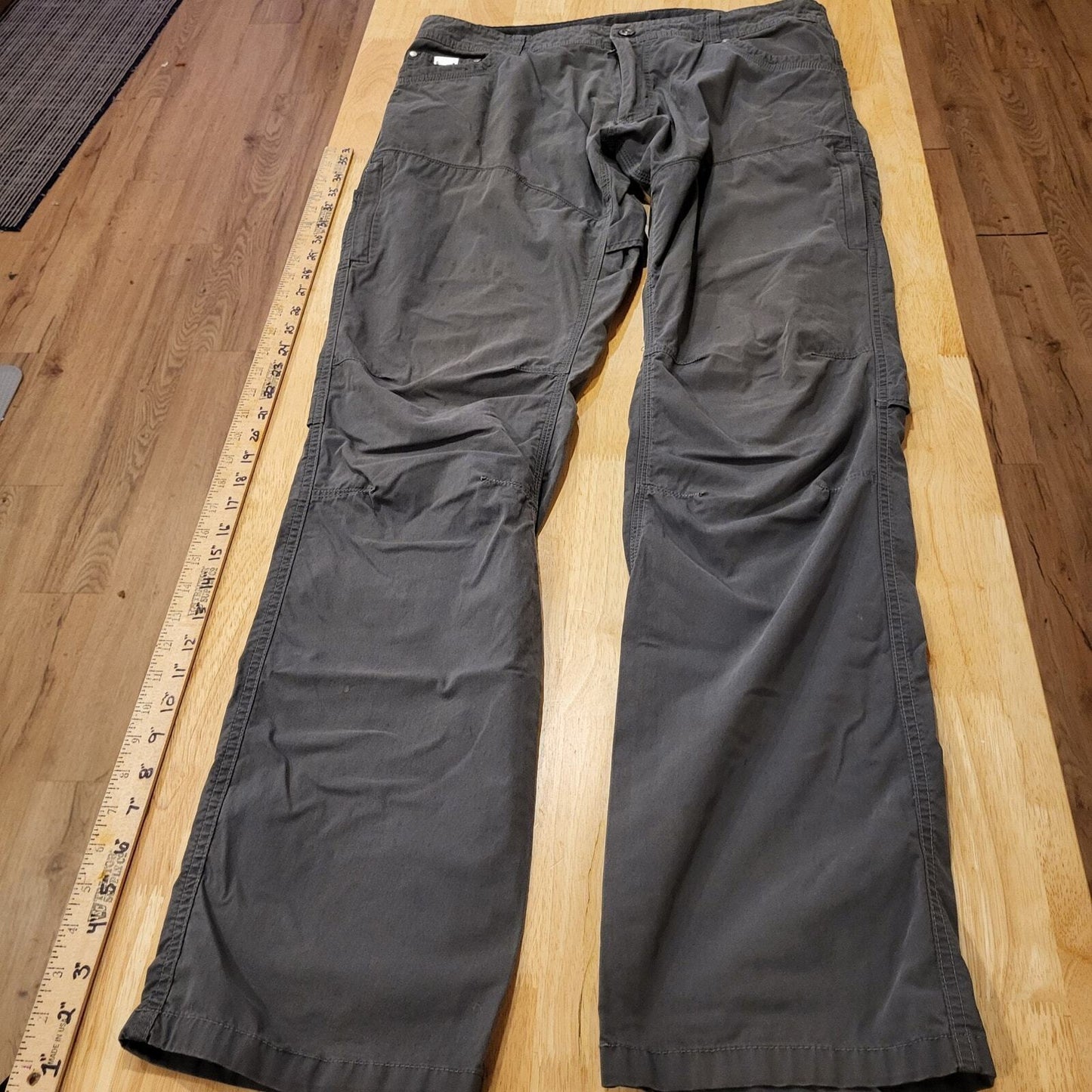Kuhl Radikal Men's Charcoal Pants Pocket Knee Detail (Some Wear & Staining)