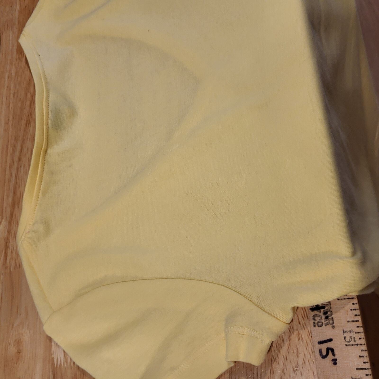 Lilly Pulitzer Basic T-shirt Butter Yellow 100% Cotton XS V-neck Cap Sleeve