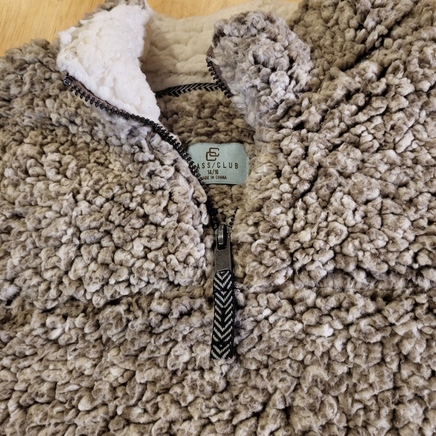 Class Club Fuzzy Soft Fleece 1/4 Zip Pullover Sweater 14/16 Kids Beige 18" p2p