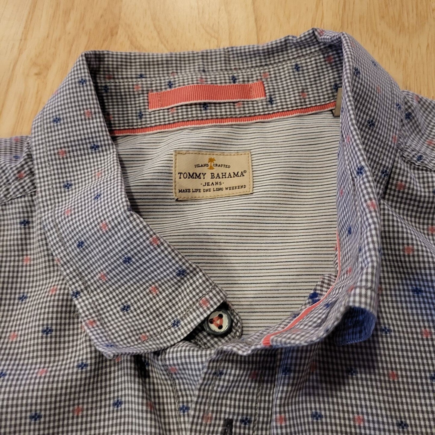 Tommy Bahama Jeans Blue Striped Cotton Shirt XL Collar Button Pocket