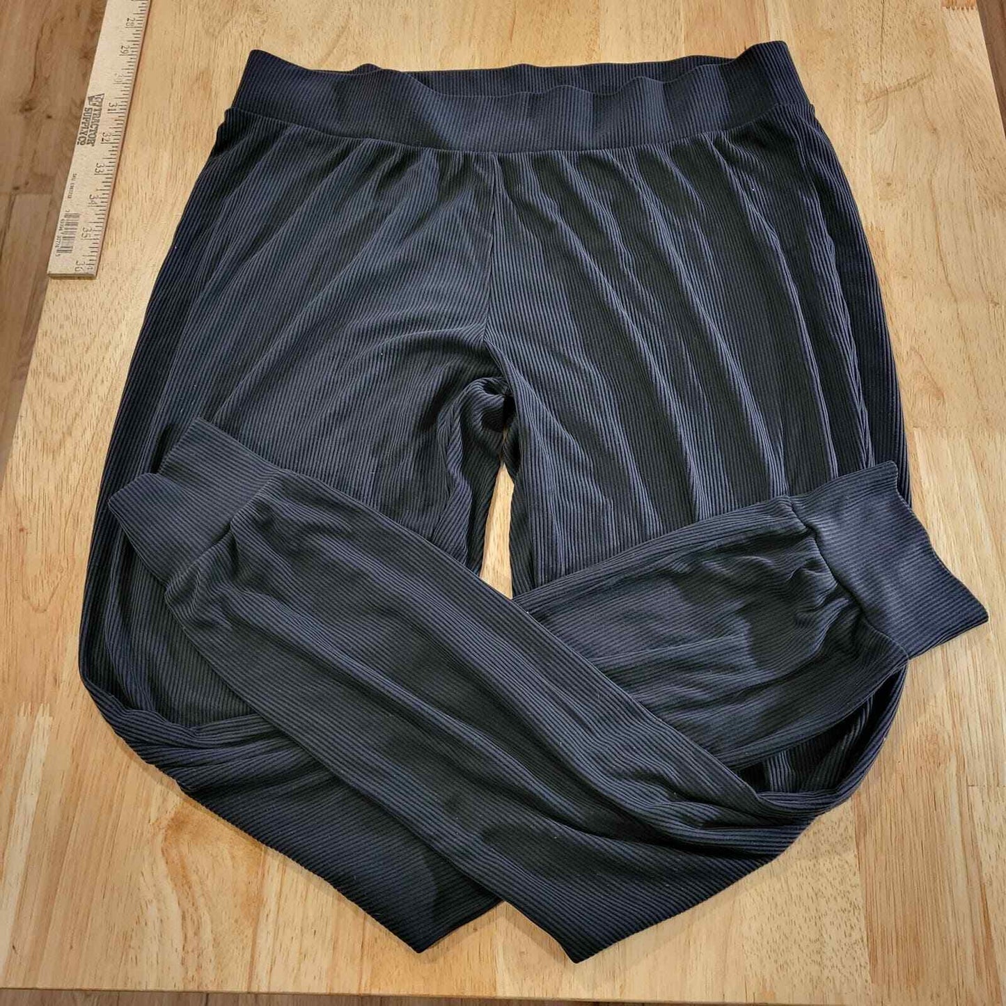 Black Victoria Secret Cuff Ankle Sleep Bottoms Med. 30" Waist 29" Waist to Hem
