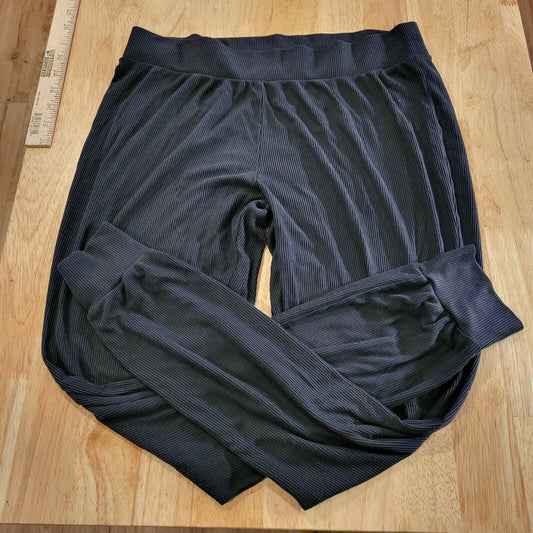 Black Victoria Secret Cuff Ankle Sleep Bottoms Med. 30" Waist 29" Waist to Hem