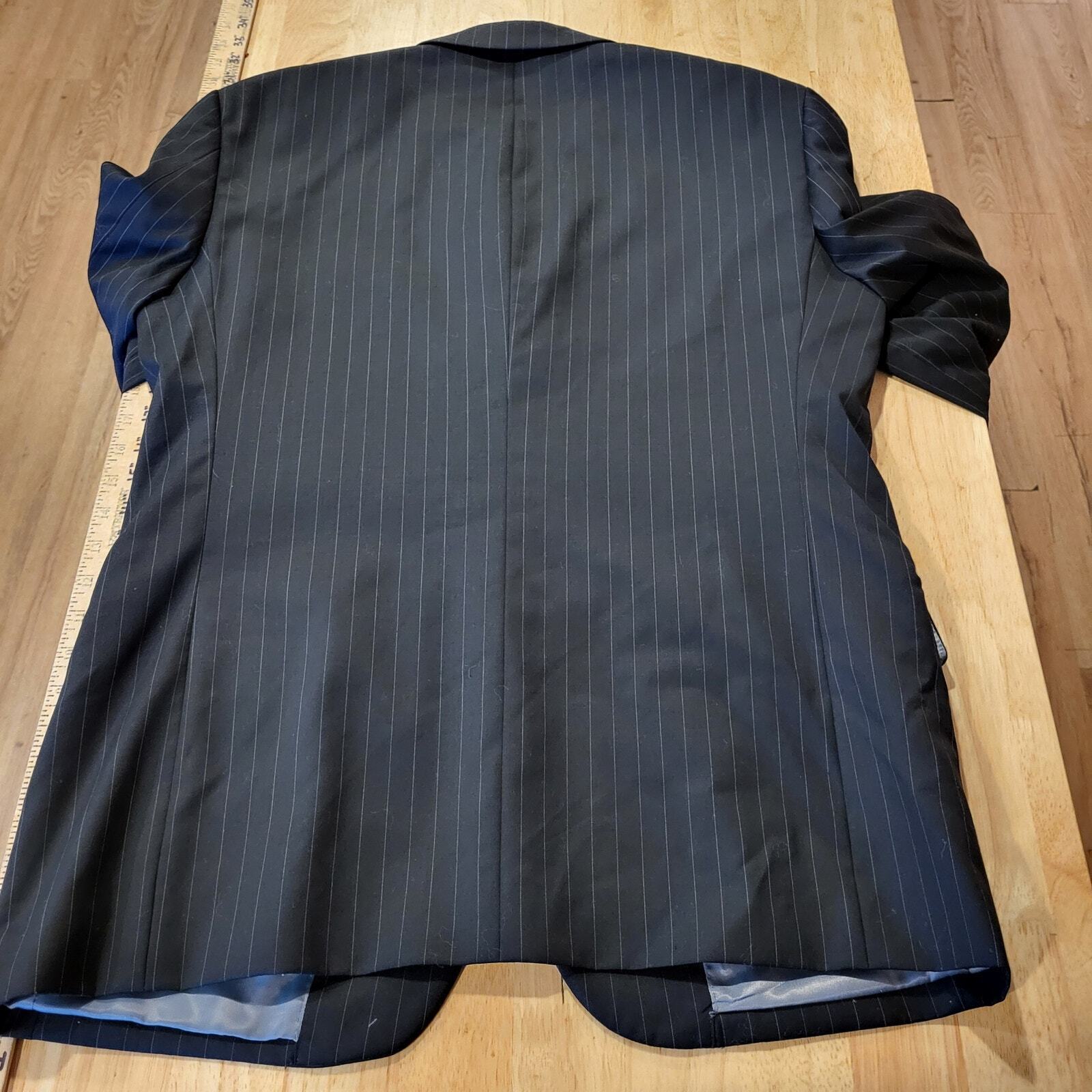 Andrew Fezza Fusion Men's Suit Coat & Pants 34" Waist 20" P2P Pinstripe pleated