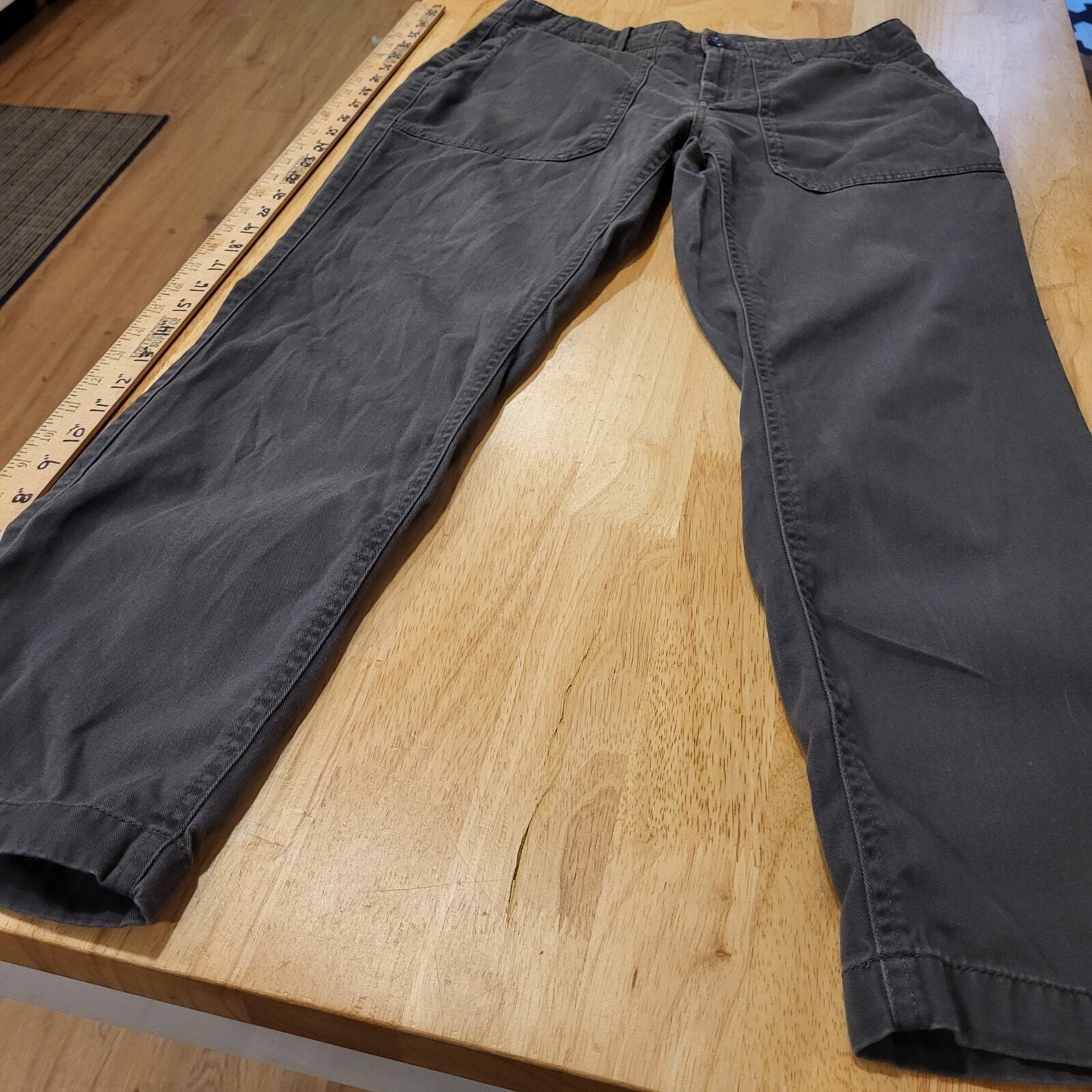 Gray L.L. Beans Favorite Fit Chinos Size 6P Pants 30" Waist 26" Inseam 