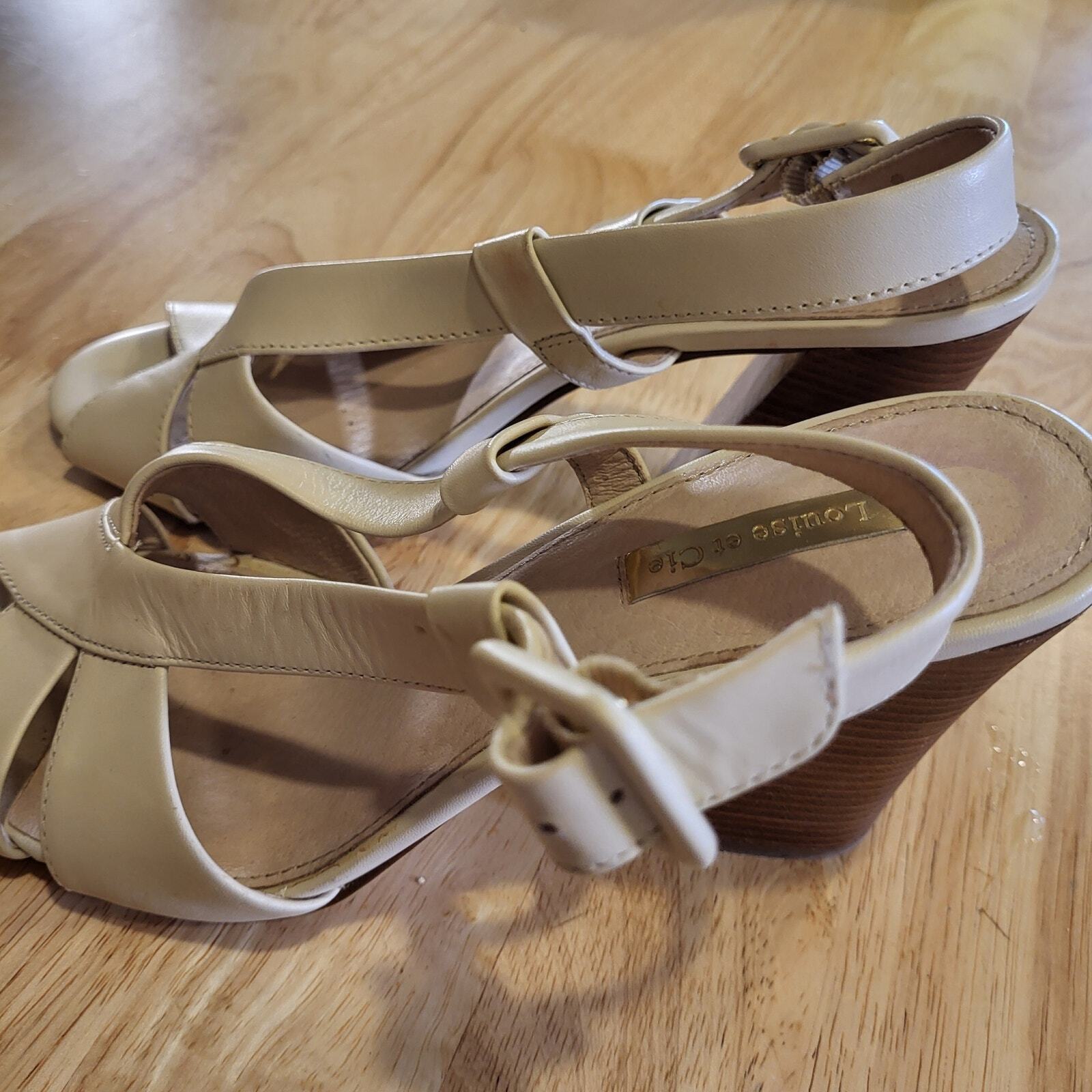 Louise Et Cie Light Beige Block Heal Strappy Sandel 8M 38 1/2 