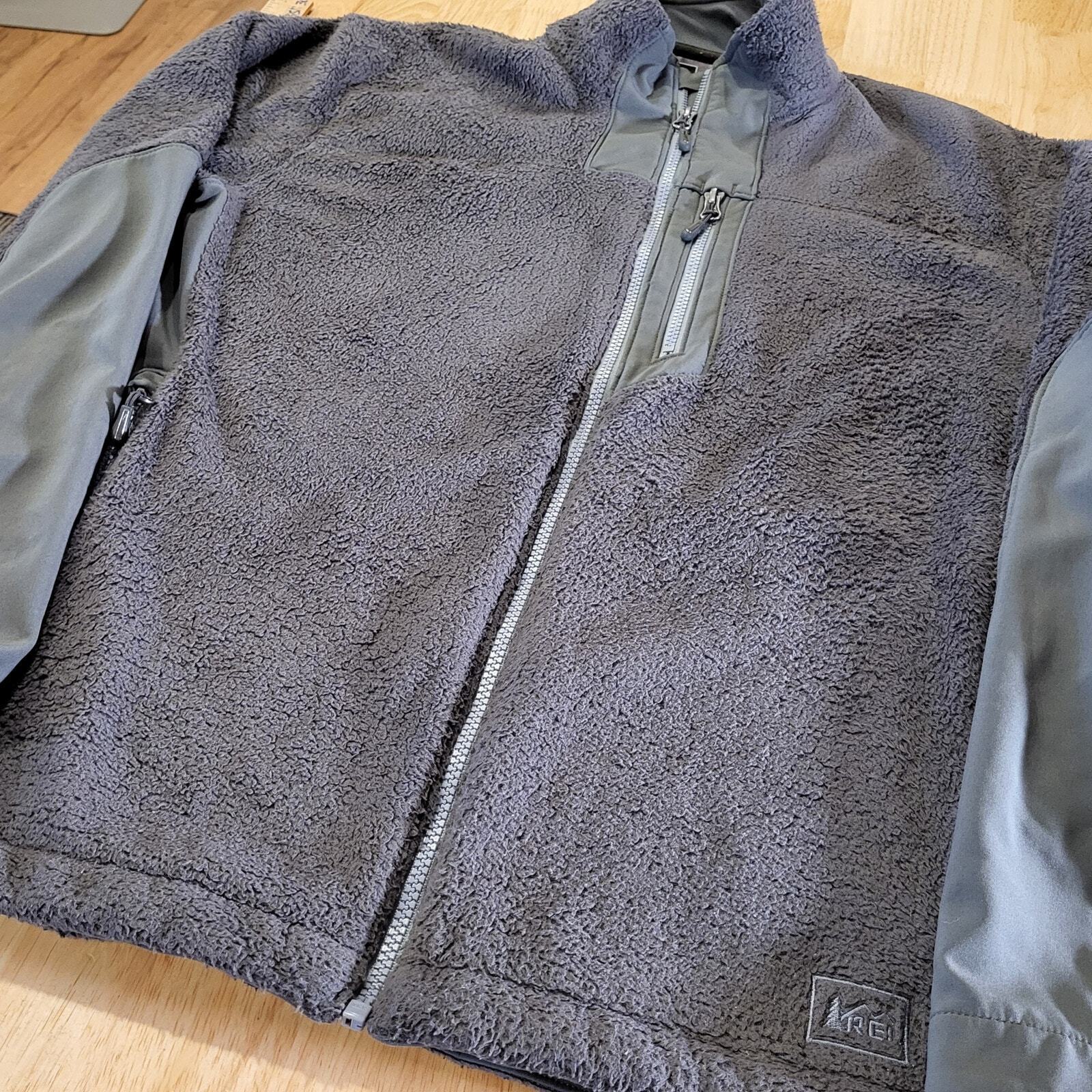 REI Gray Fleece Full Zip Nylon Sleeve Jacket Pockets Medium Toggle 22" P2P 25" L