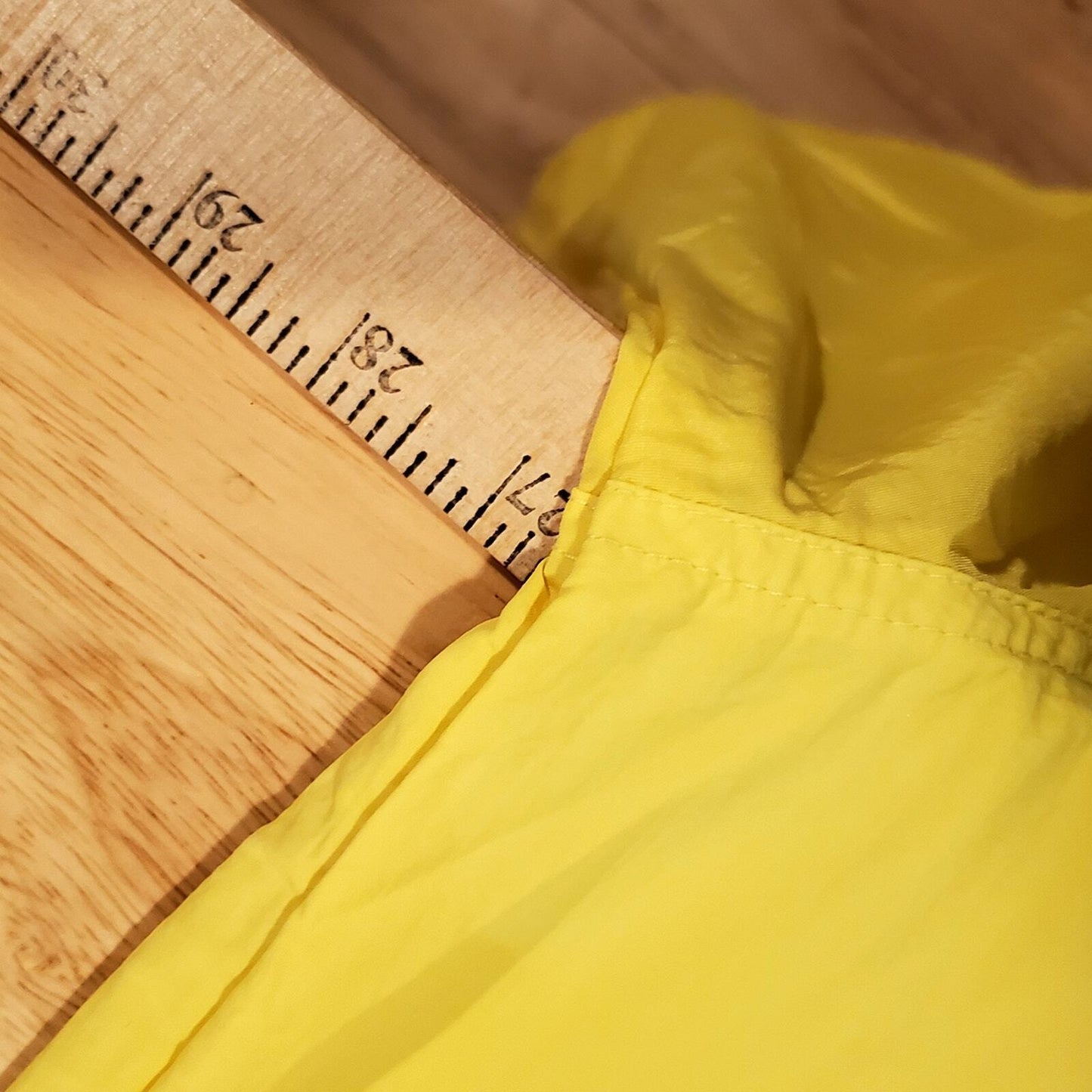Uzzi Amphibious Yellow Vintage Wind Breaker 27" P2P 30" Long Full Zip Elastic
