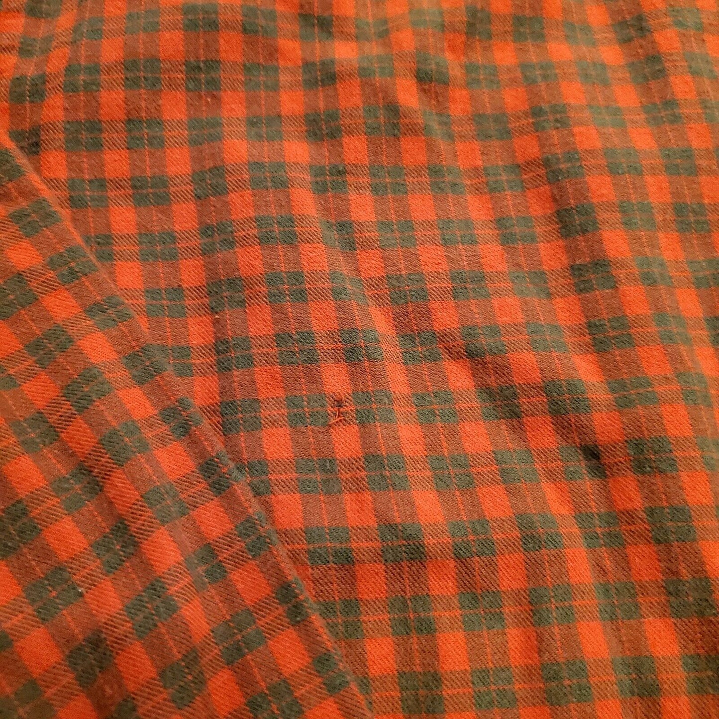 Vintage Ruff Hewn Red Plaid Flannel Shirt Button Yoke Detail Made in USA 12