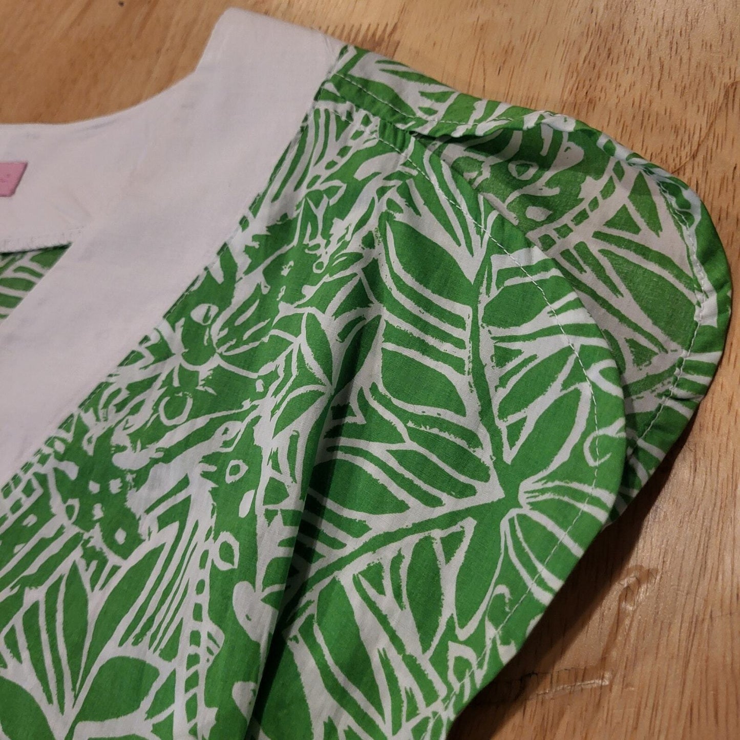Lilly Pulitzer Green Botanical Print White Trim Baby Doll Top Cap Sleeve Trim XS