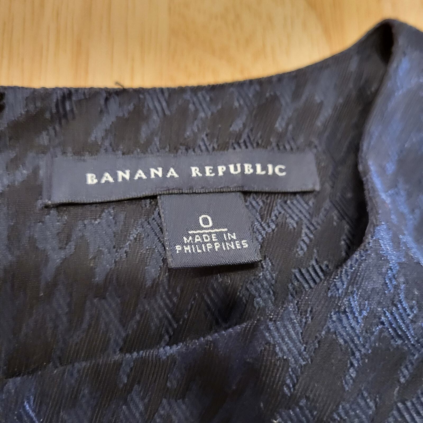 Banana Republic Houndstooth Wool Sleeveless Pencil Dress Size 0 15" P2P 26" W