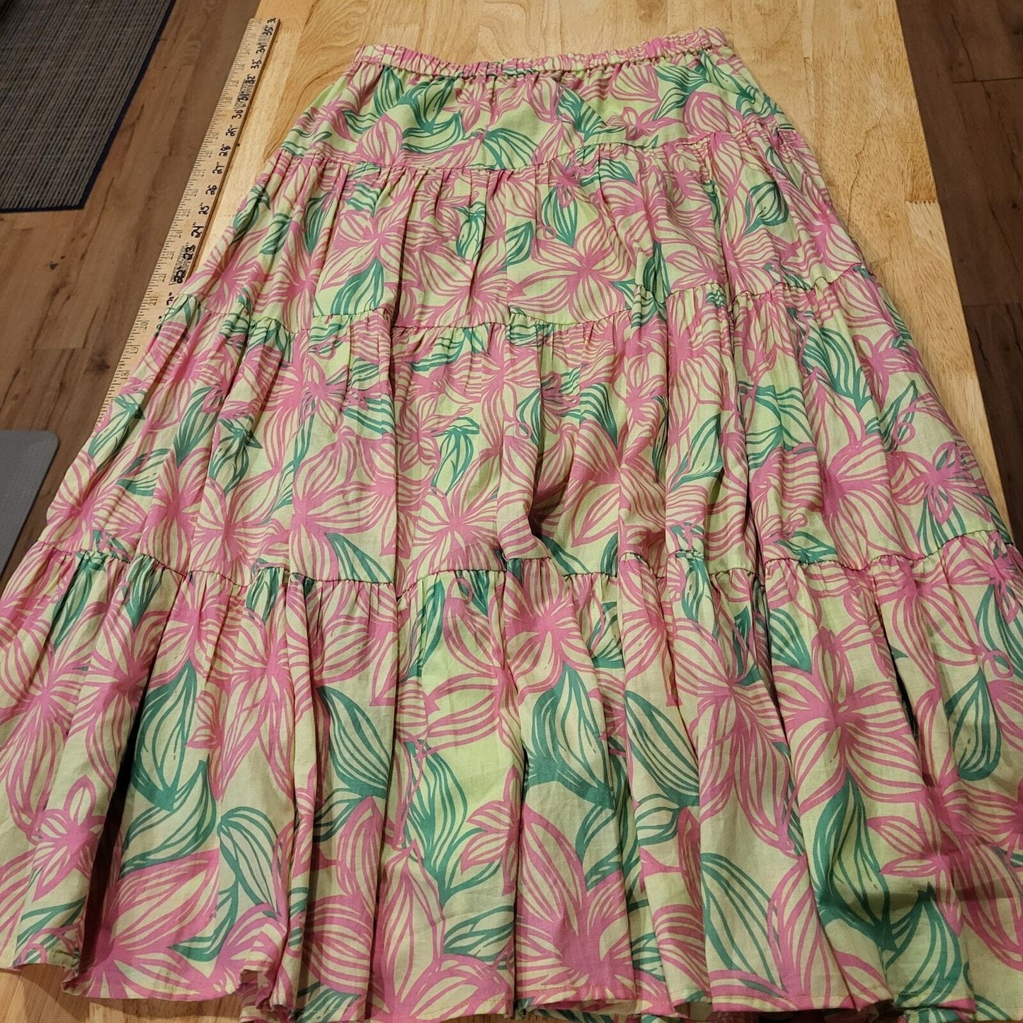 Lilly Pulitzer Pink & Green Floral Elastic Waist Maxi Prairie Skirt XS Cotton