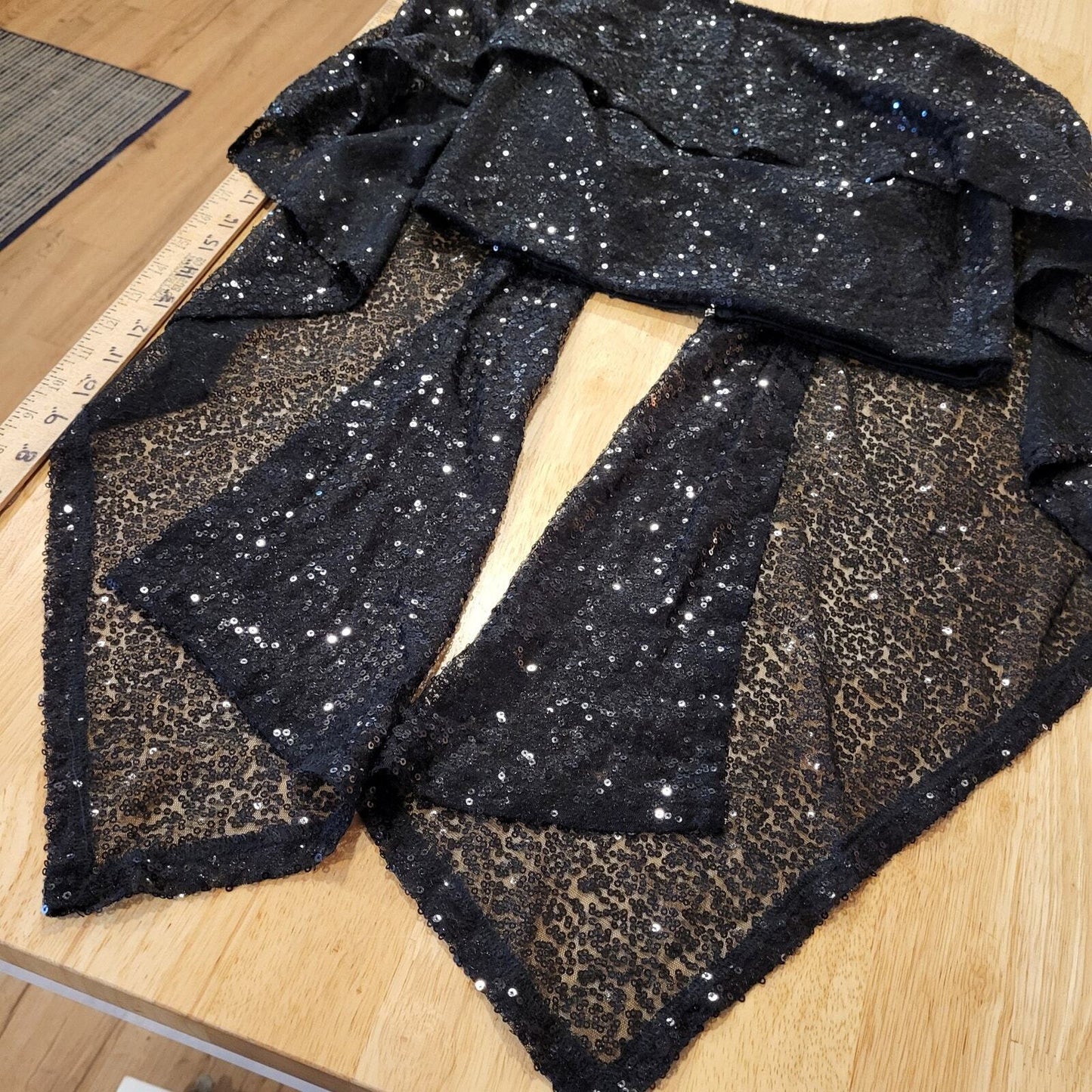 Black Sequin Bat Wing zip Back Blouse Cropped Pretty 